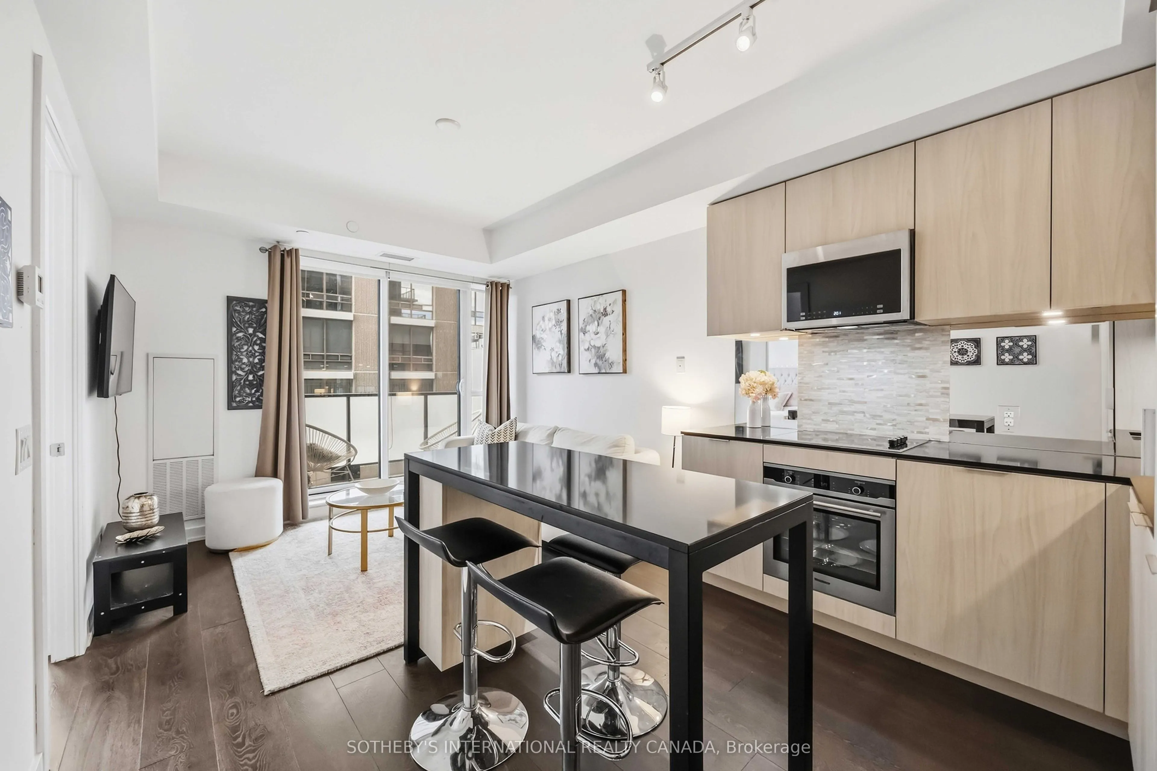 609 Avenue Road #1410