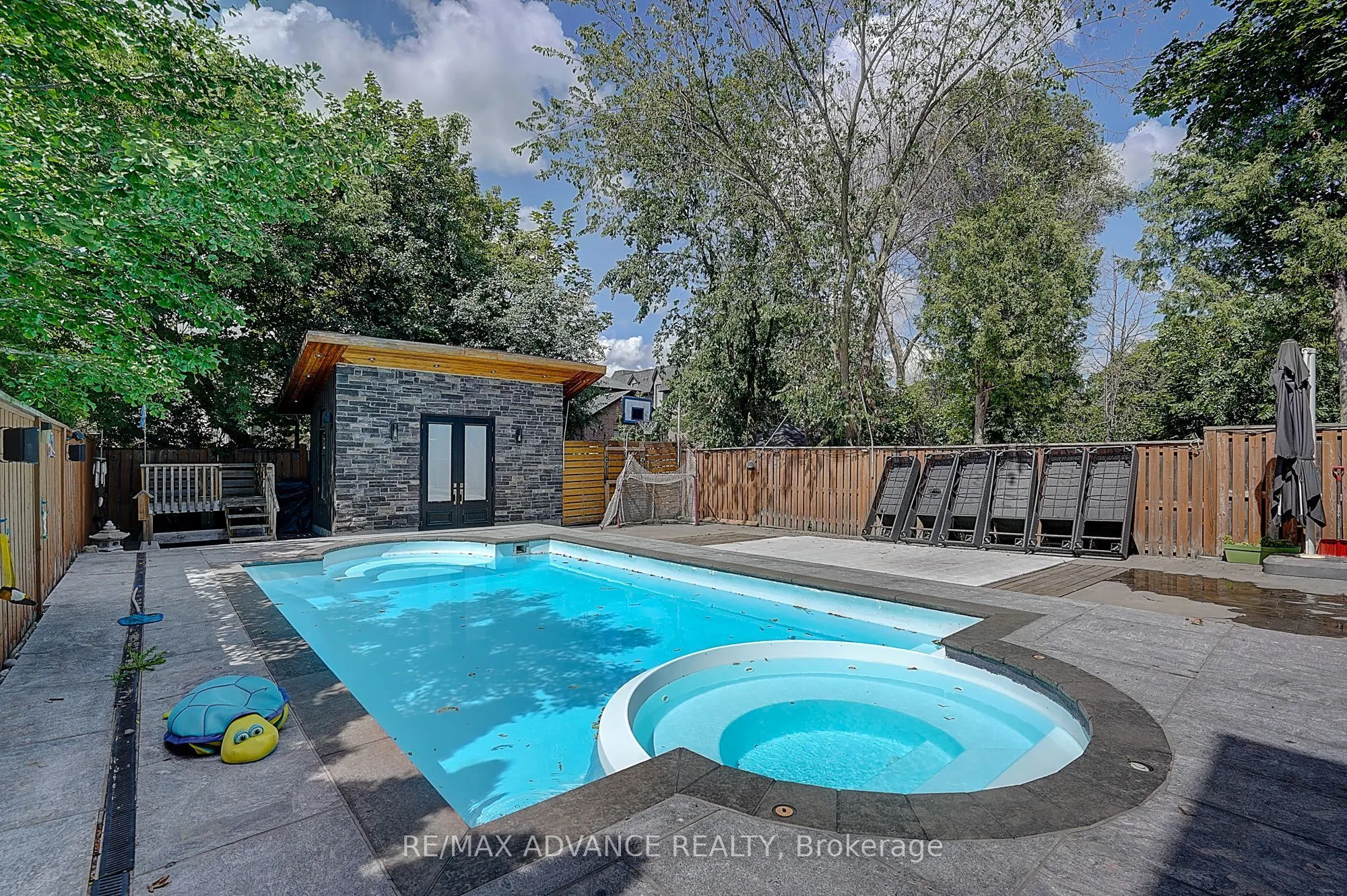 218 Cameron Avenue