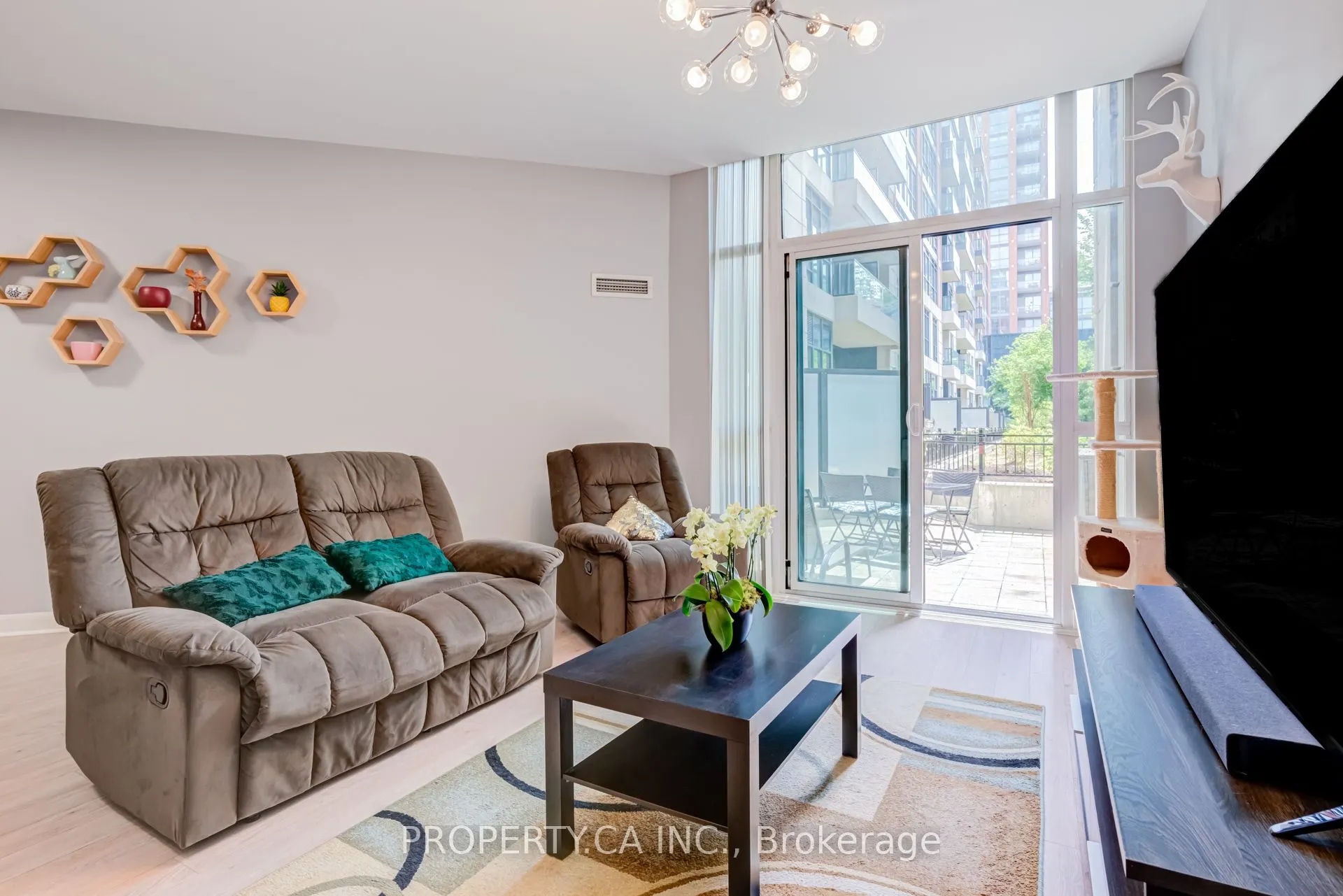 525 Wilson Avenue #118