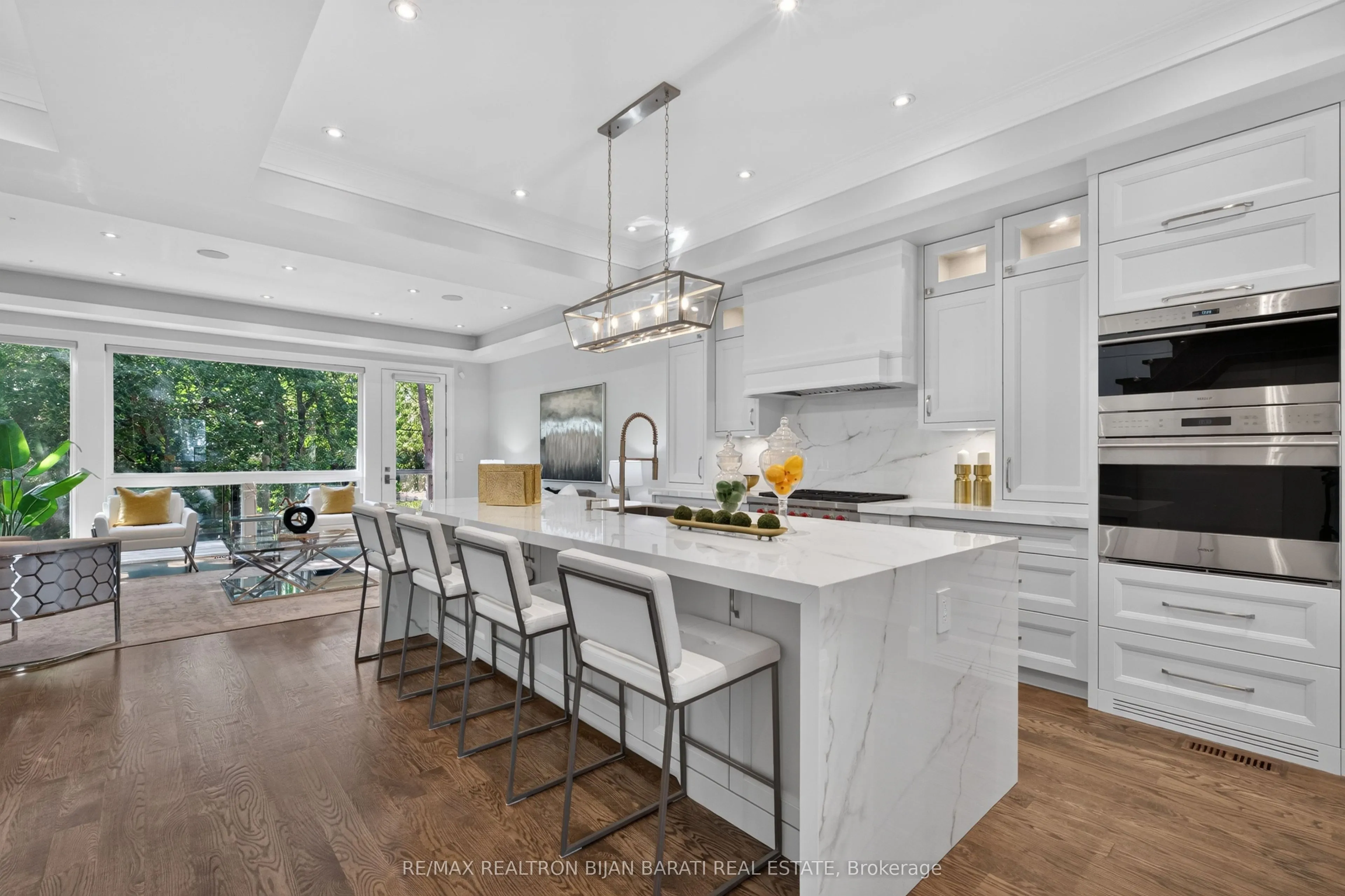 111 Kingsdale Avenue