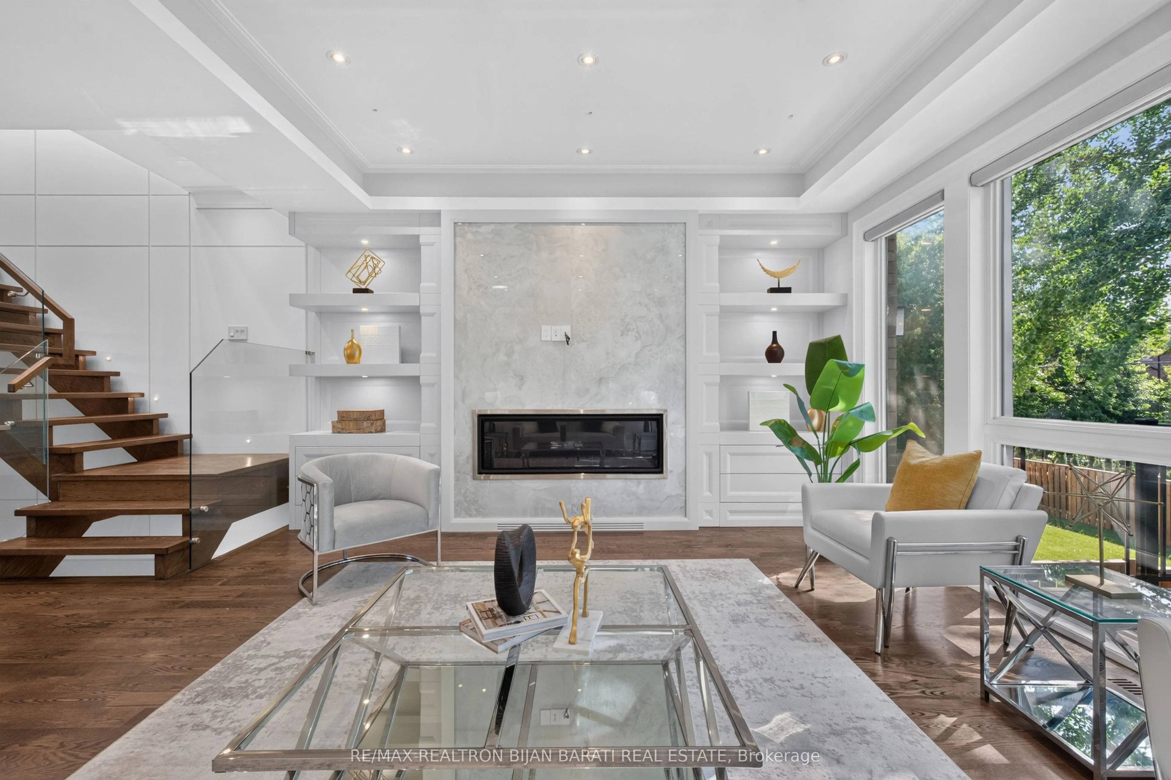 111 Kingsdale Avenue