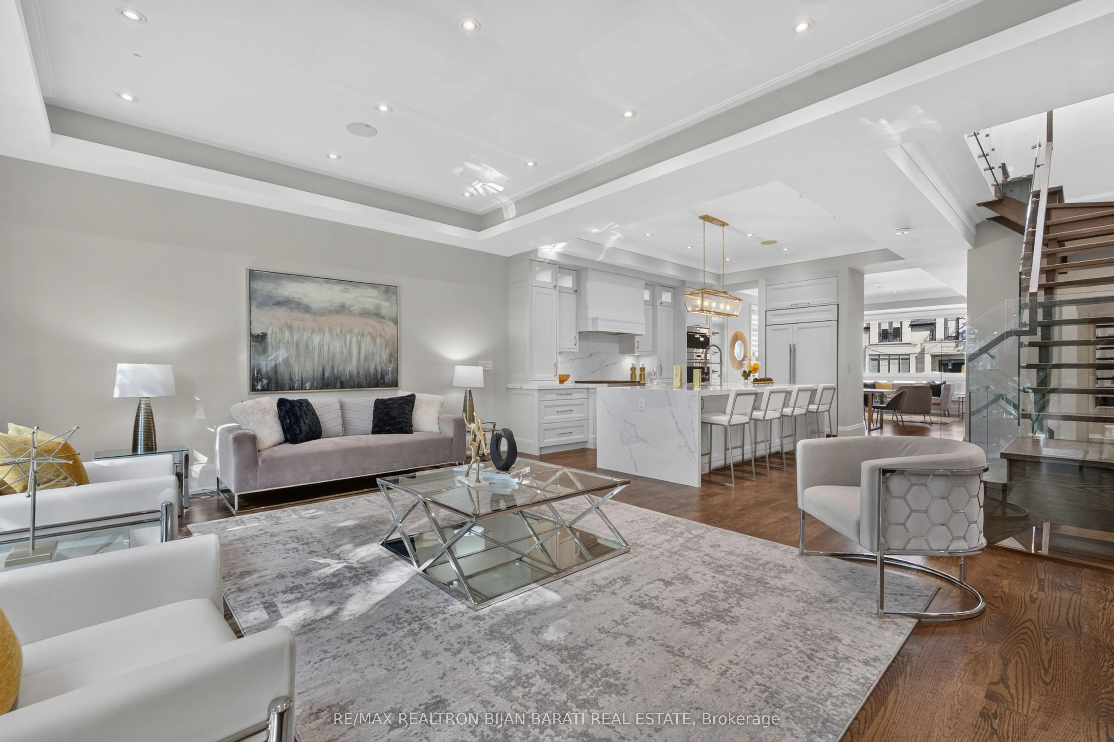 111 Kingsdale Avenue