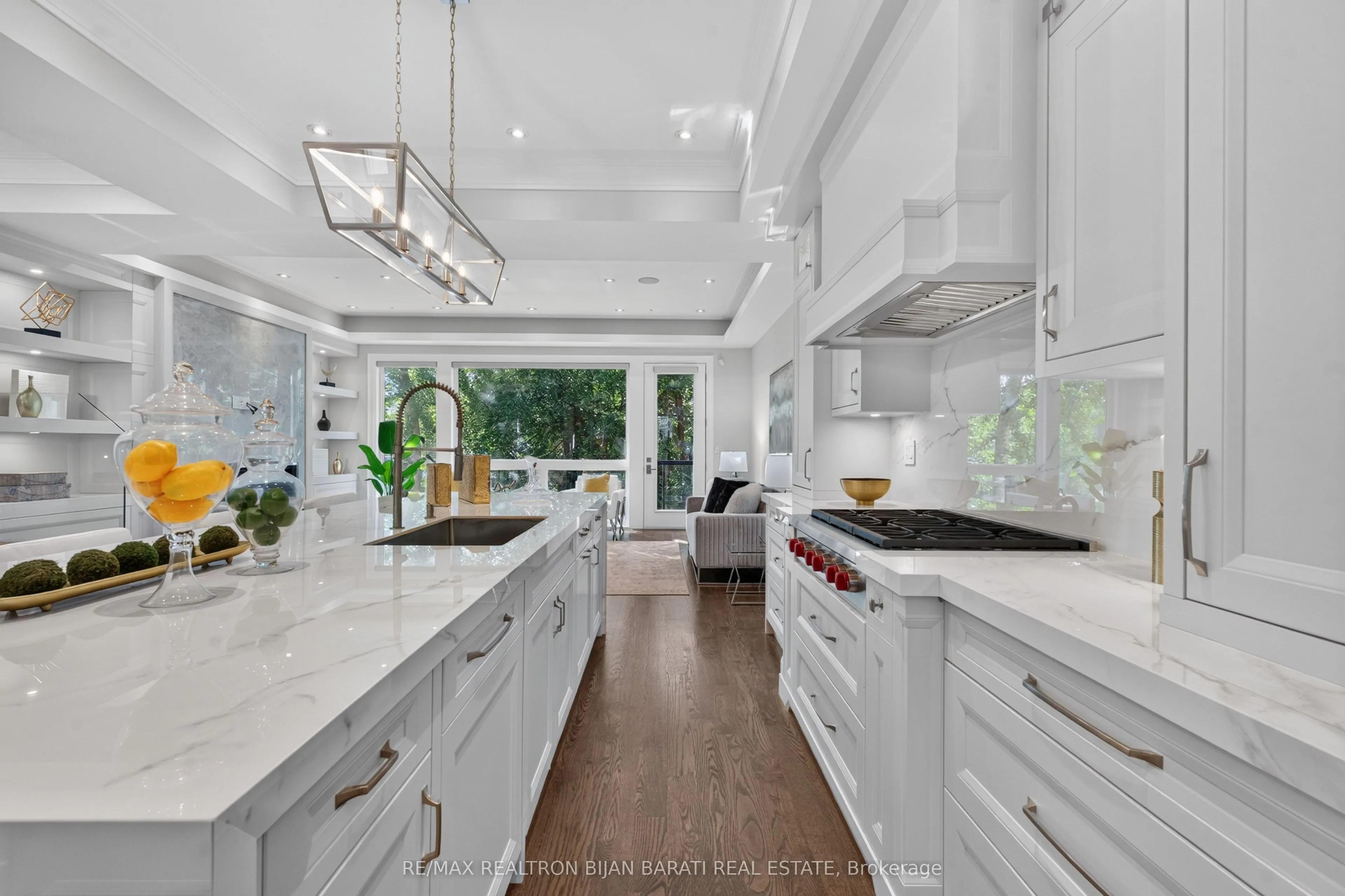 111 Kingsdale Avenue