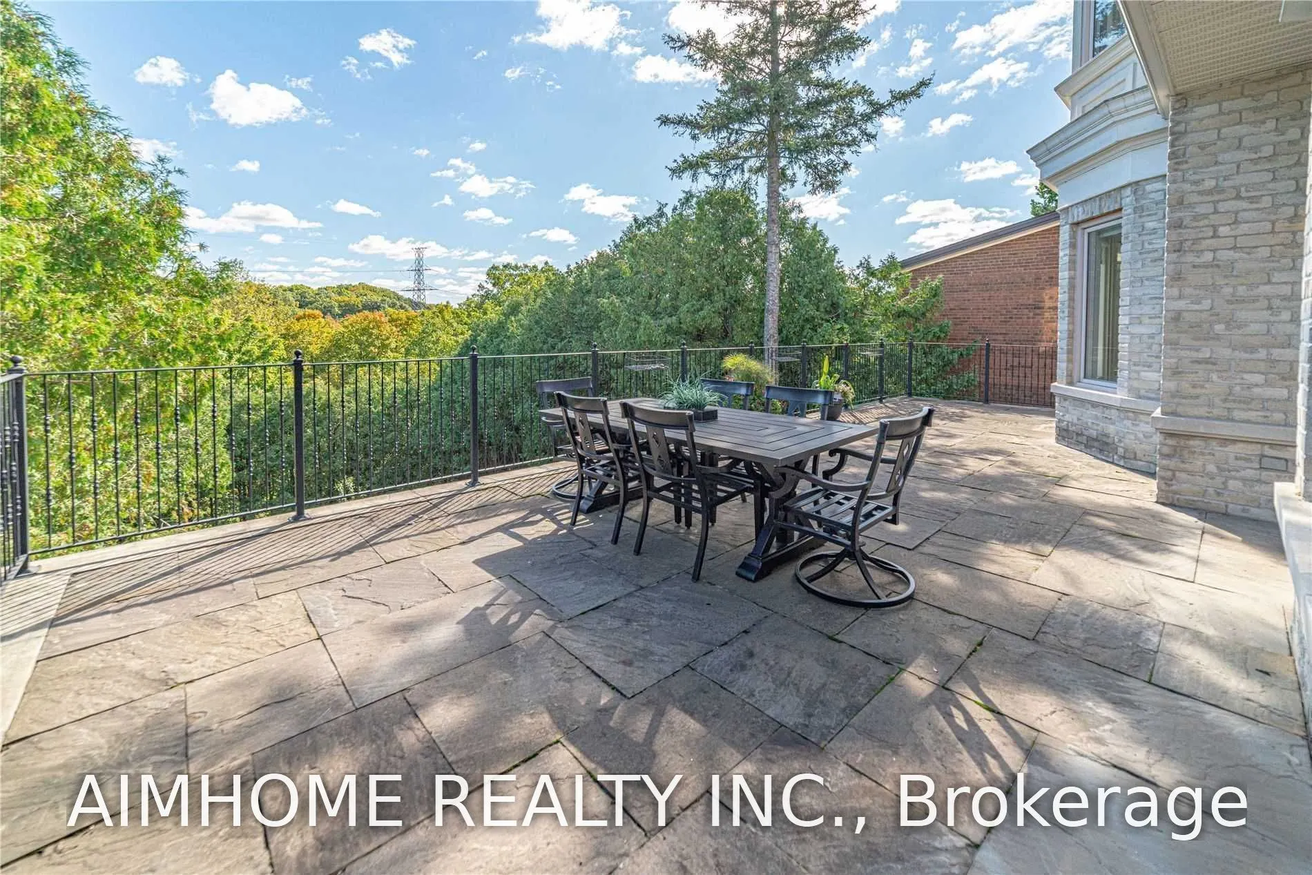 19 Brockington Crescent