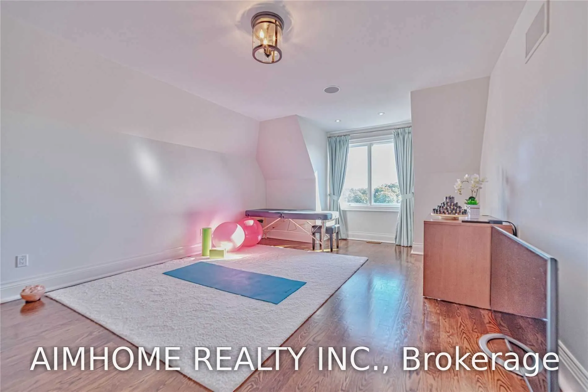 19 Brockington Crescent