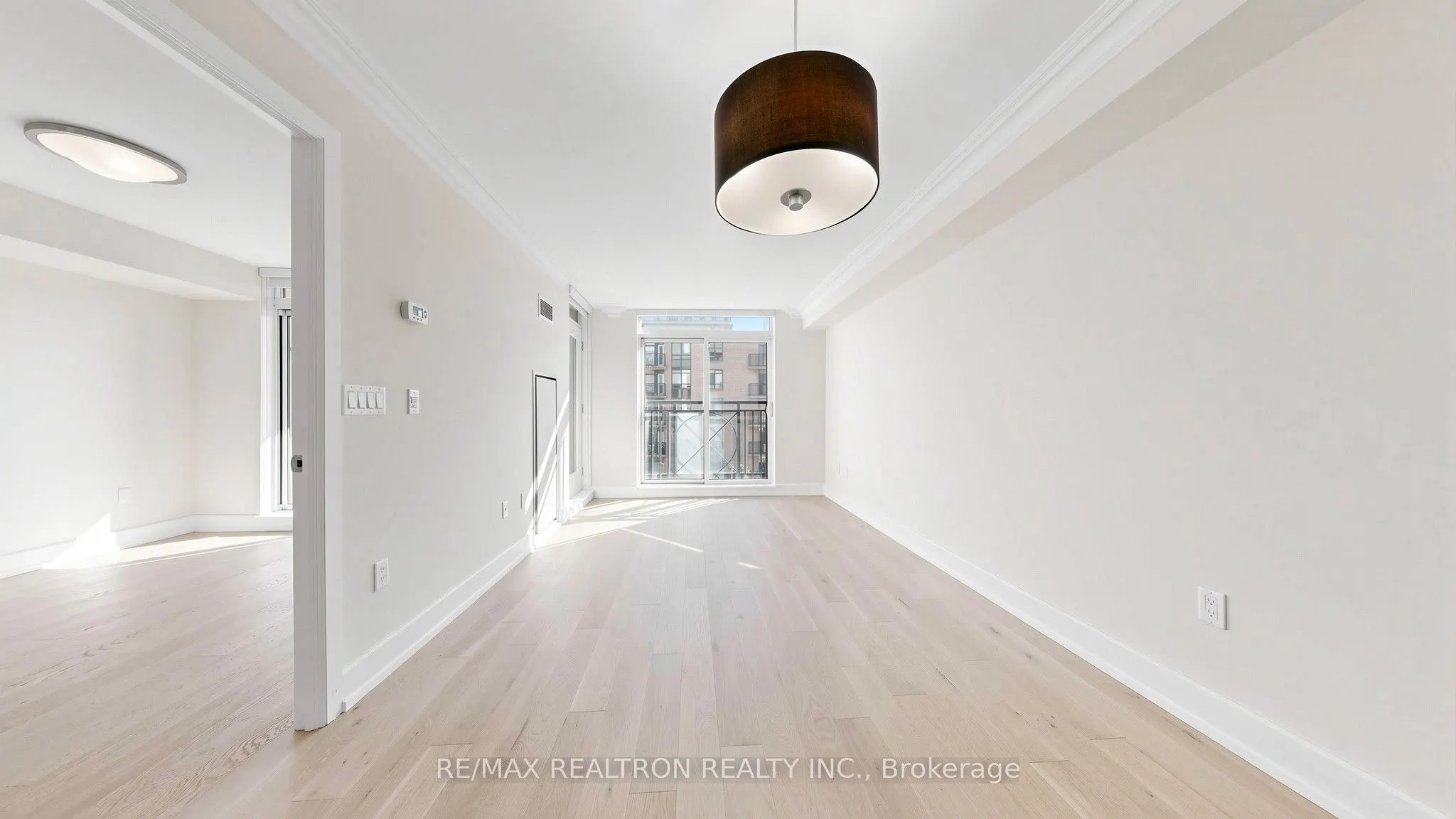 650 Sheppard Avenue E #412