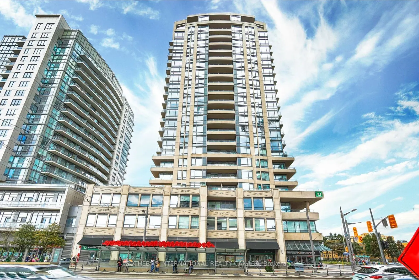 500 St Clair Avenue W #28