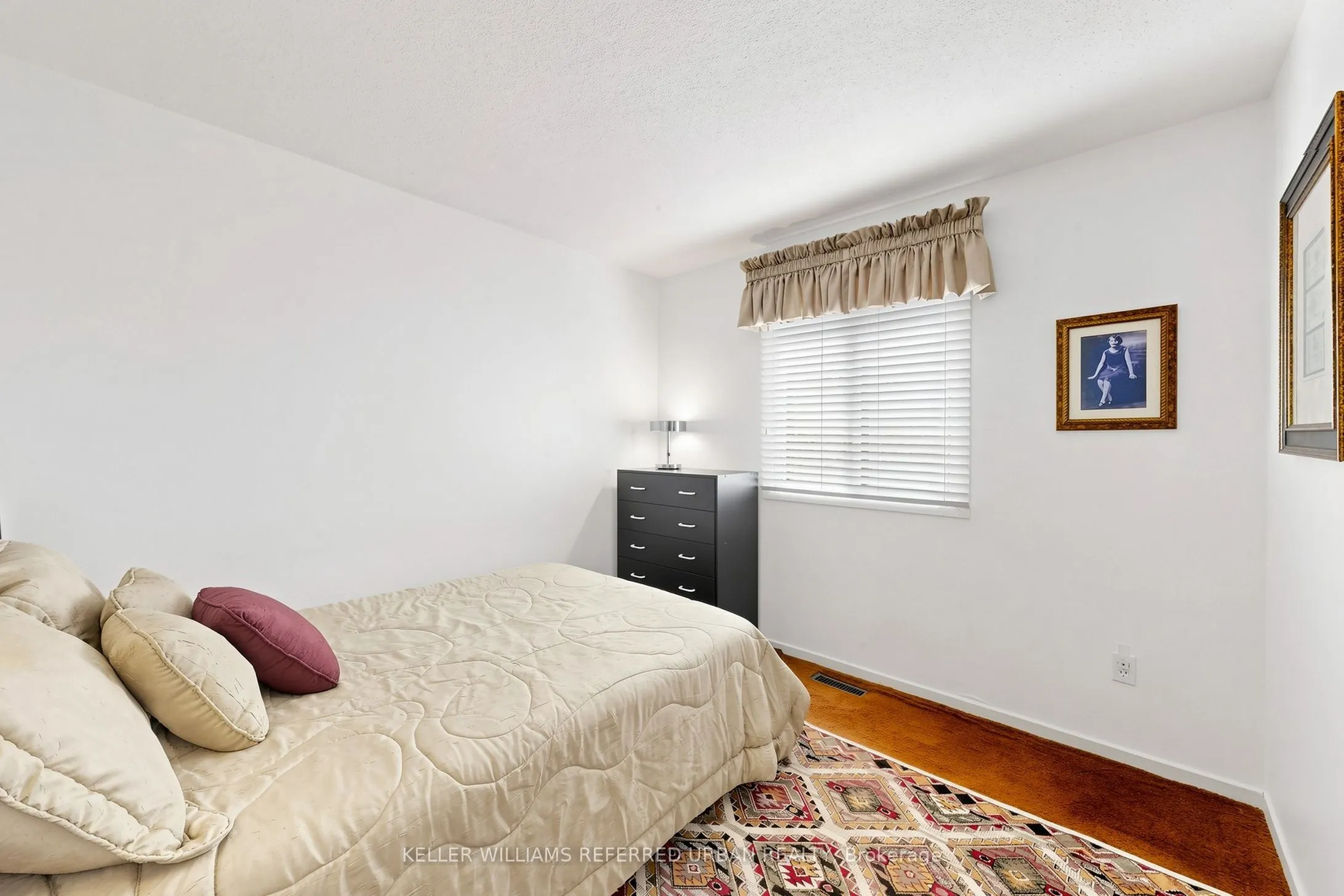 10 TURRET HILLWAY Way #9