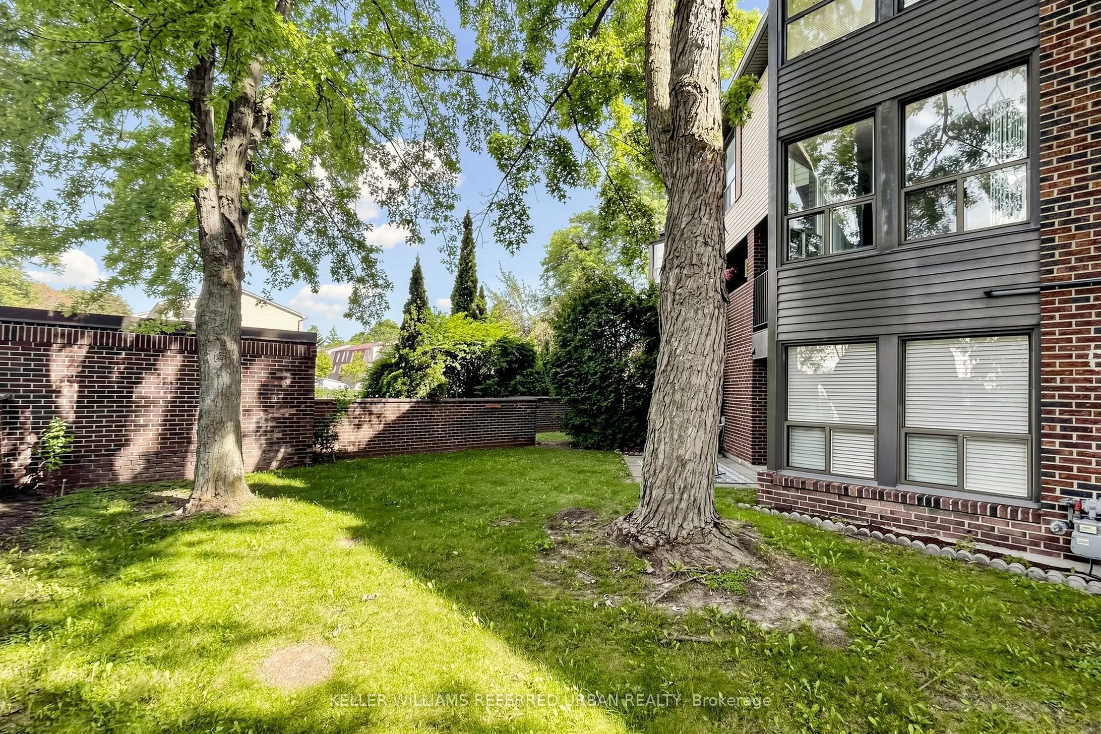 10 TURRET HILLWAY Way #9