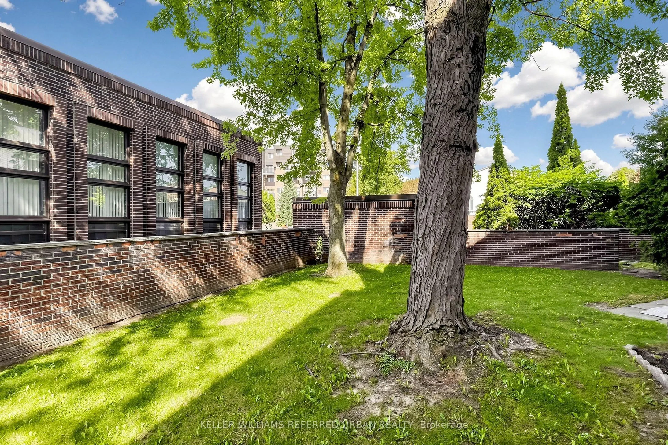10 TURRET HILLWAY Way #9