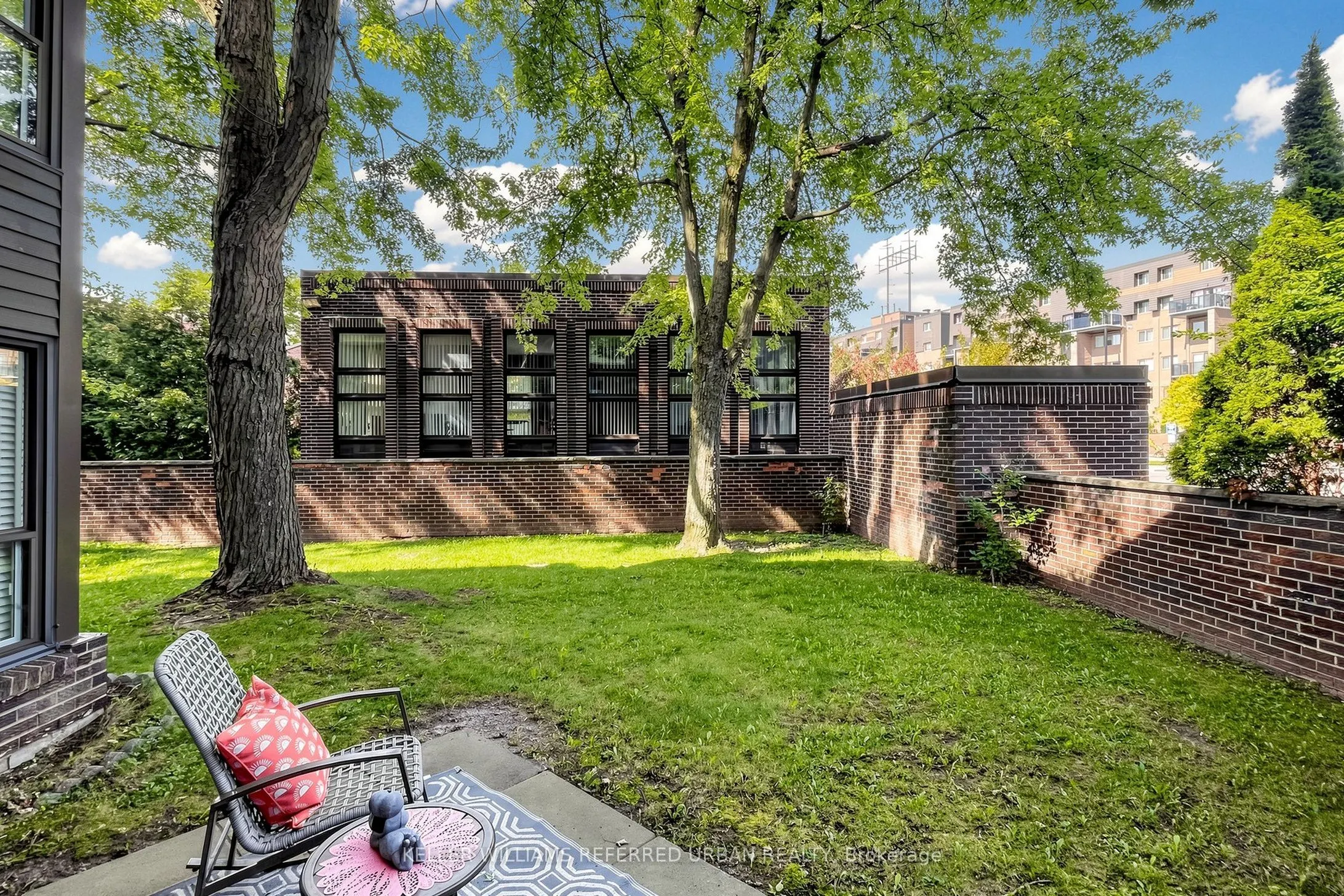 10 TURRET HILLWAY Way #9