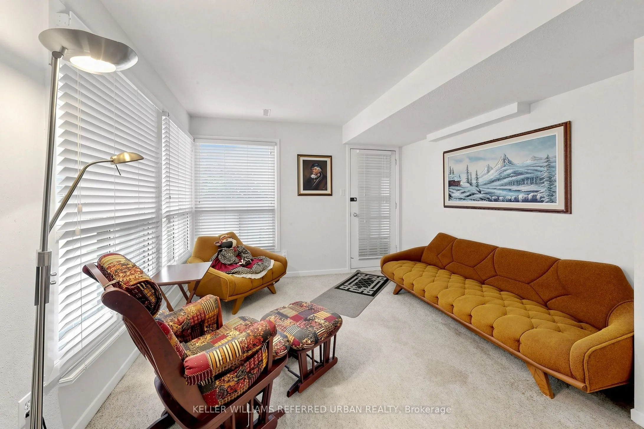 10 TURRET HILLWAY Way #9