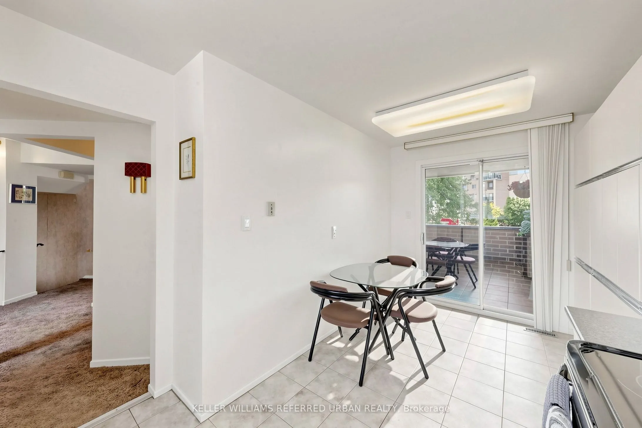 10 TURRET HILLWAY Way #9