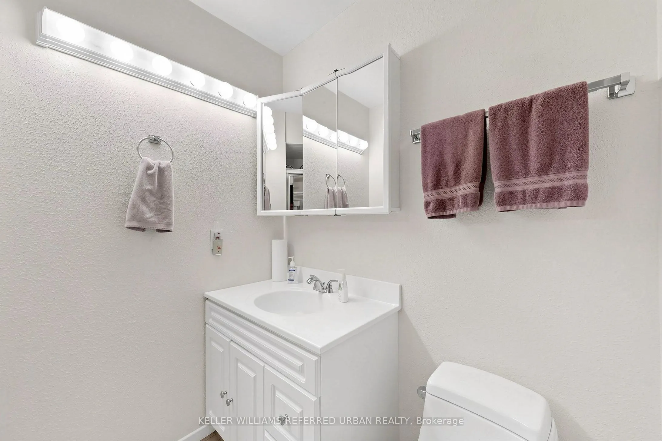 10 TURRET HILLWAY Way #9