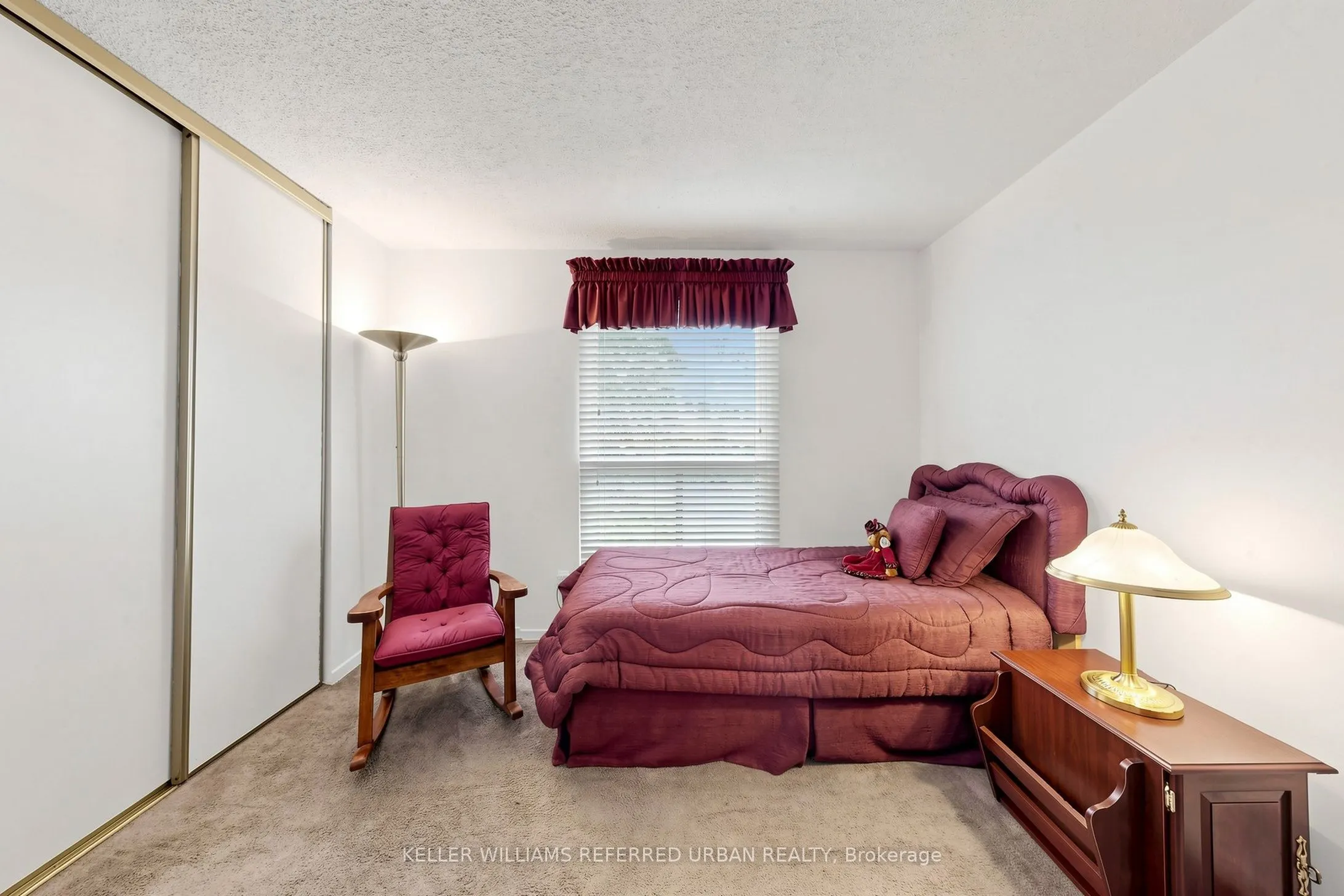 10 TURRET HILLWAY Way #9