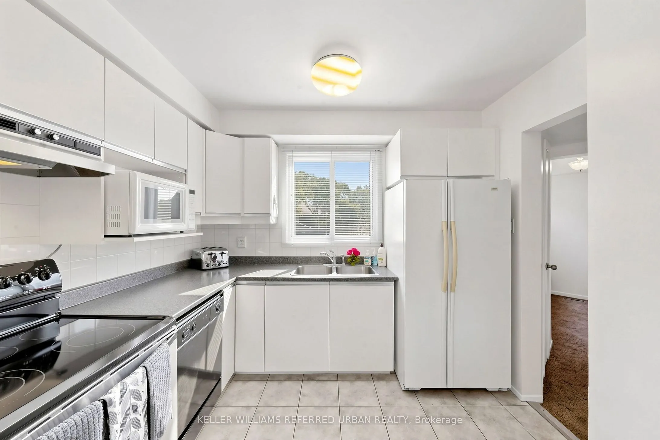 10 TURRET HILLWAY Way #9