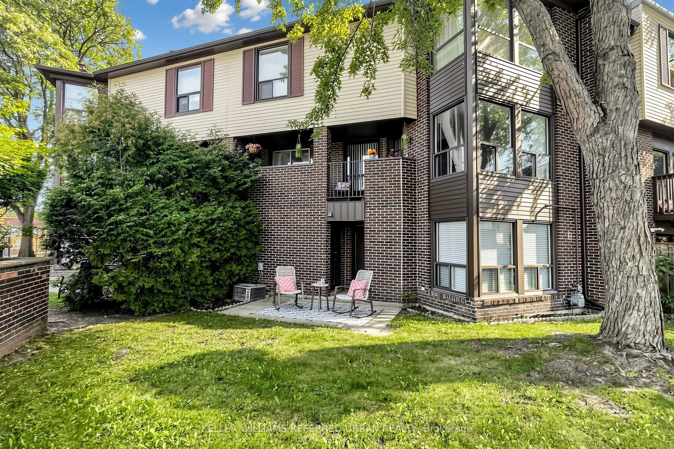 10 TURRET HILLWAY Way #9
