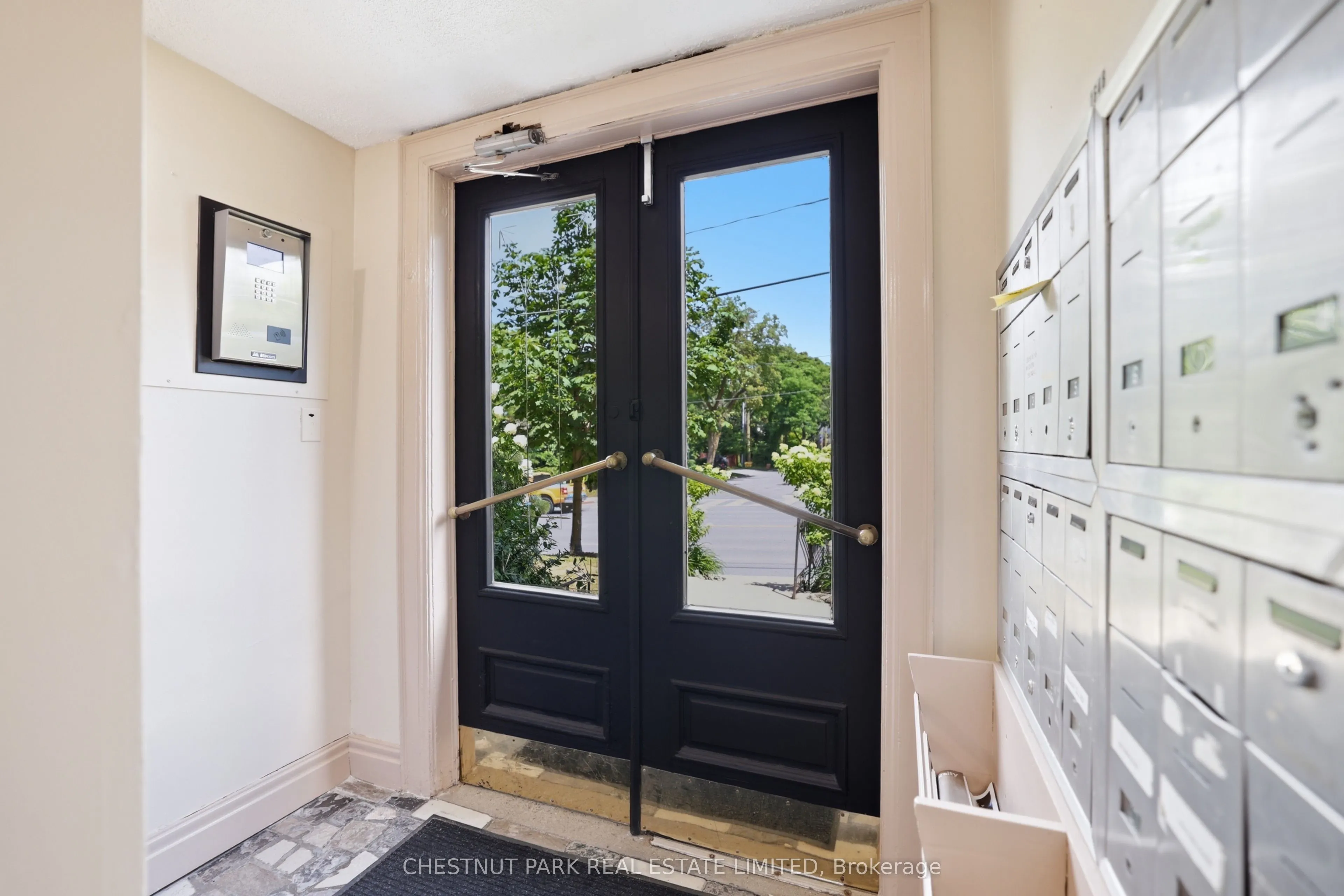 1648 Bathurst Street #5