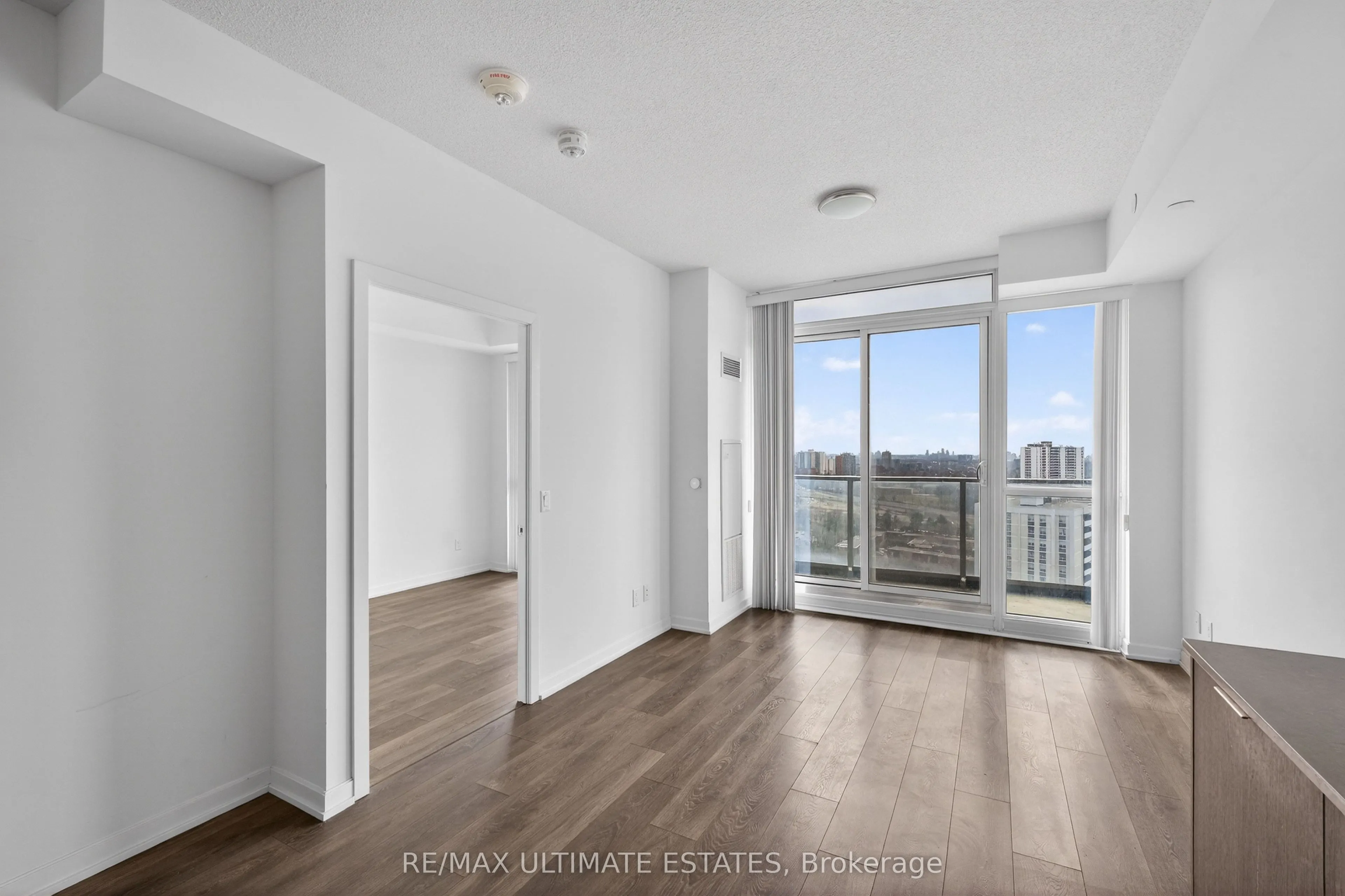 32 Forest Manor Road #1809