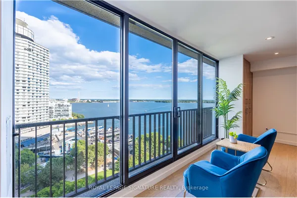 33 Harbour Square #1806