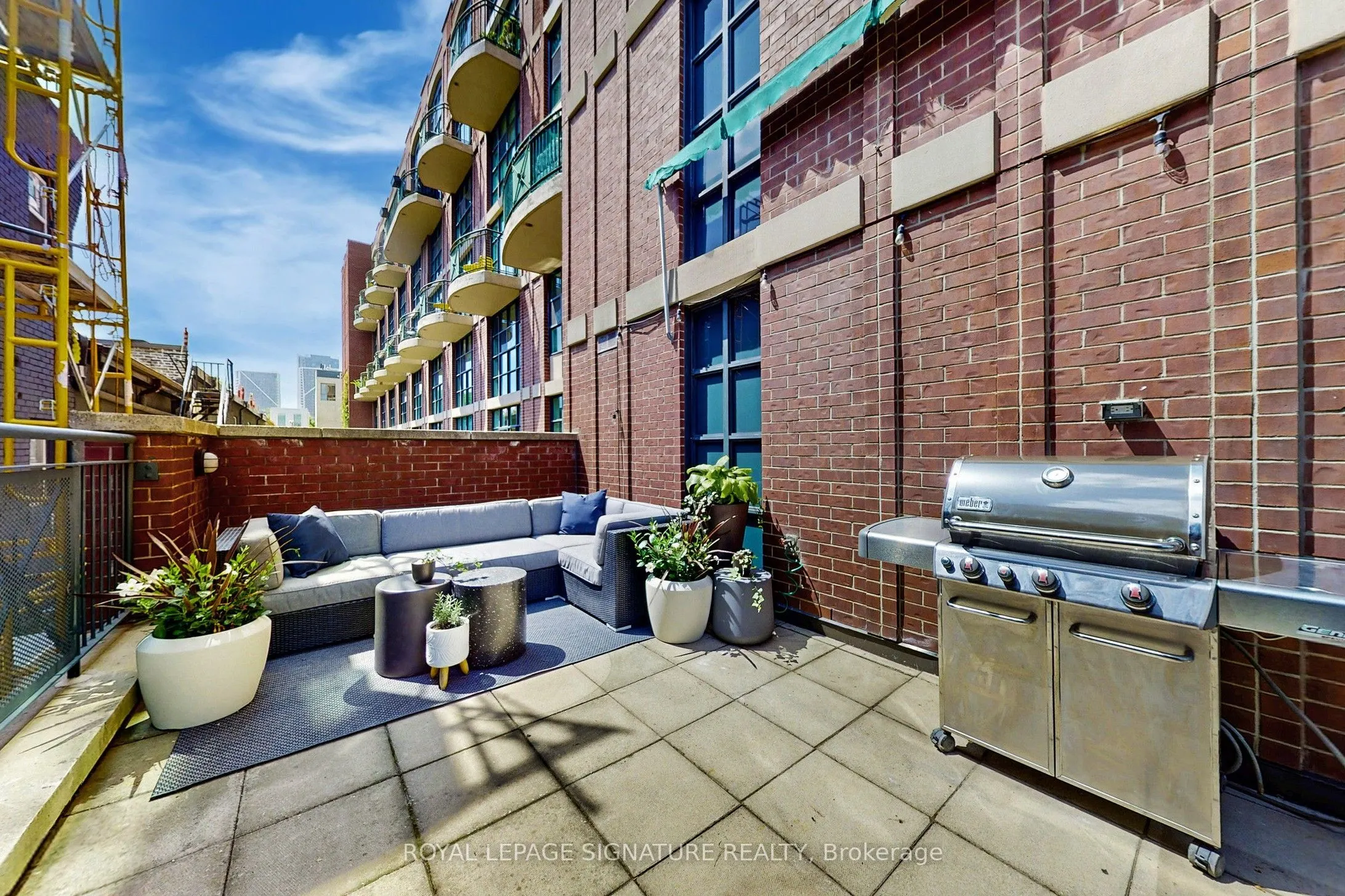 901 Queen Street W #231