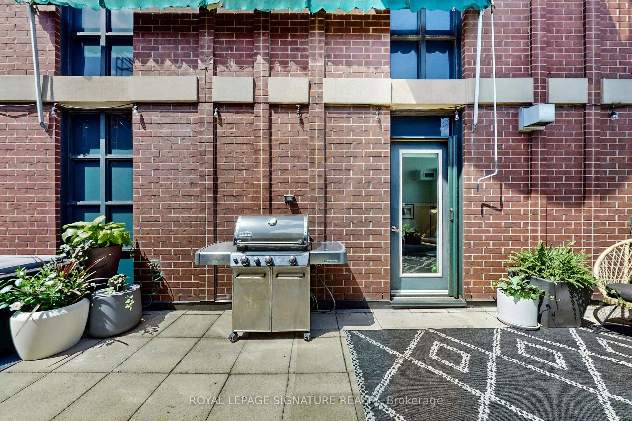 901 Queen Street W #231