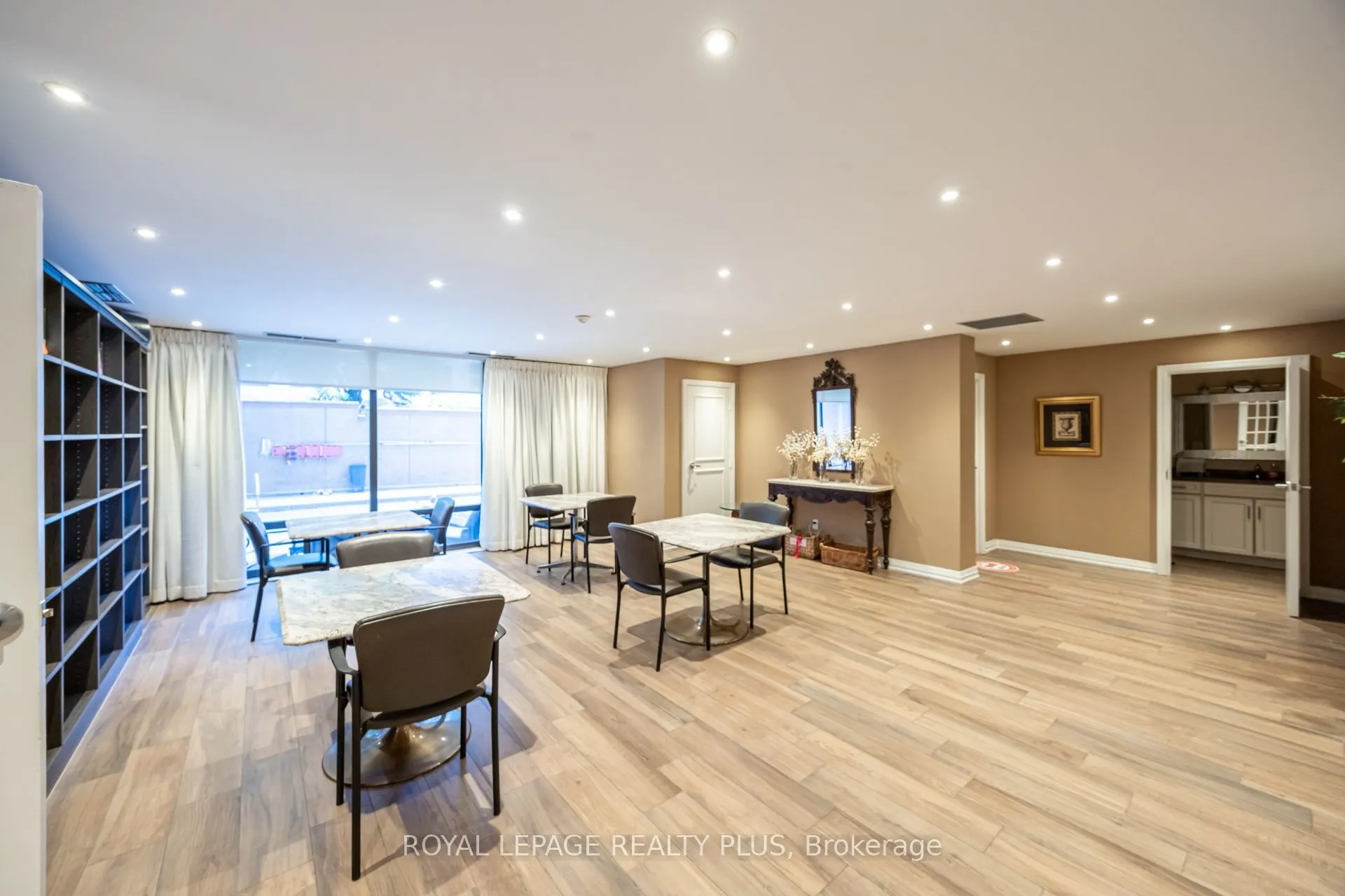 260 Heath Street W #704