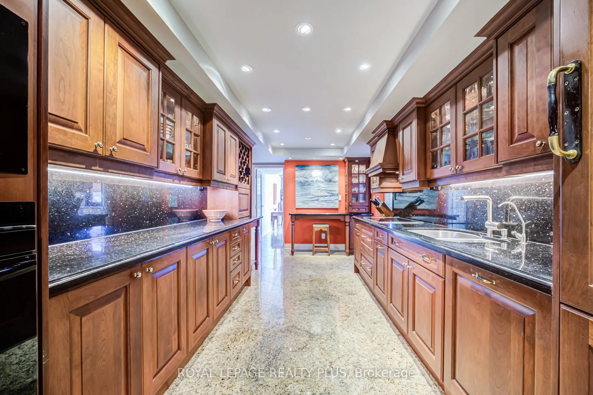 260 Heath Street W #704