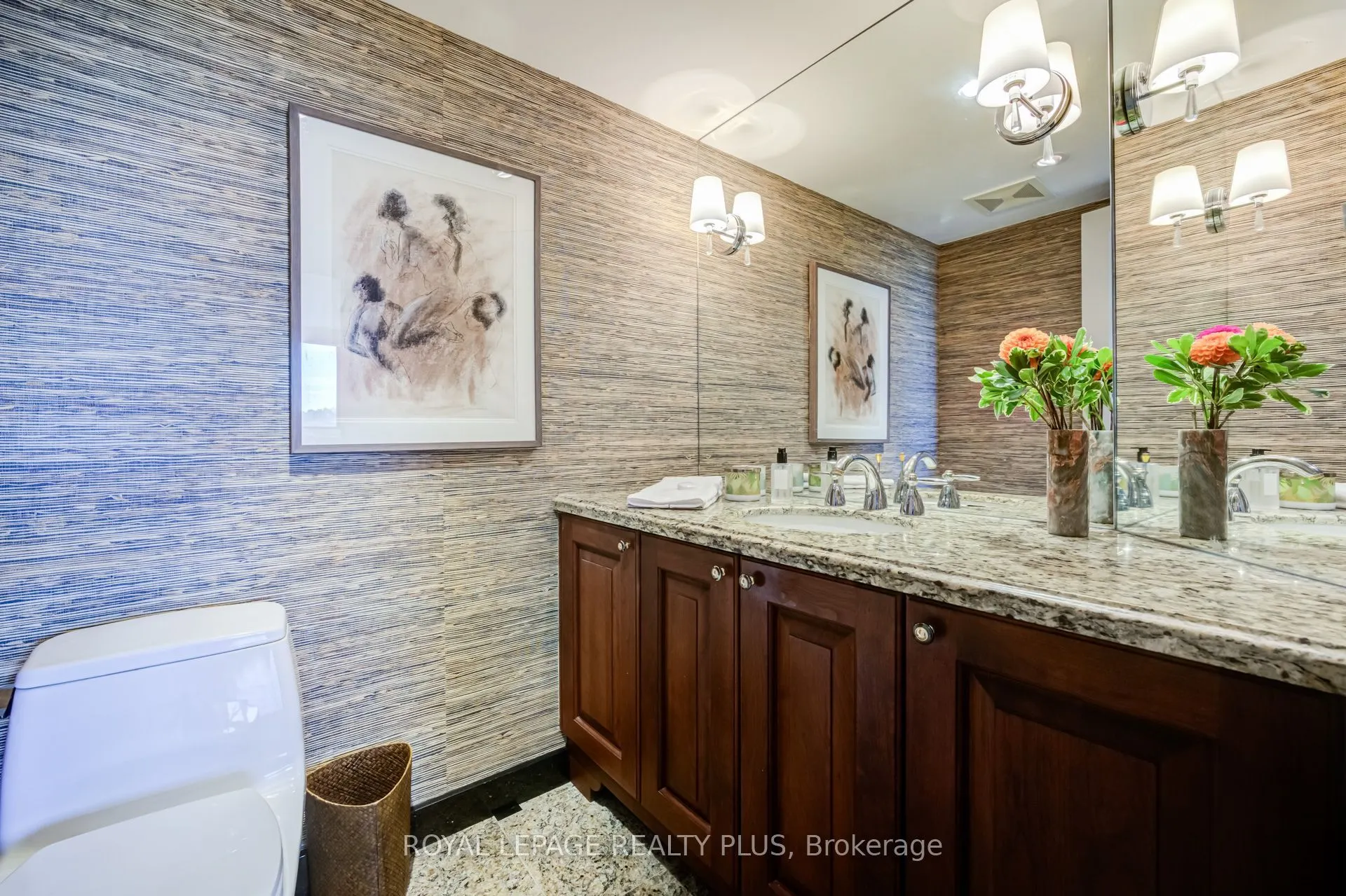 260 Heath Street W #704