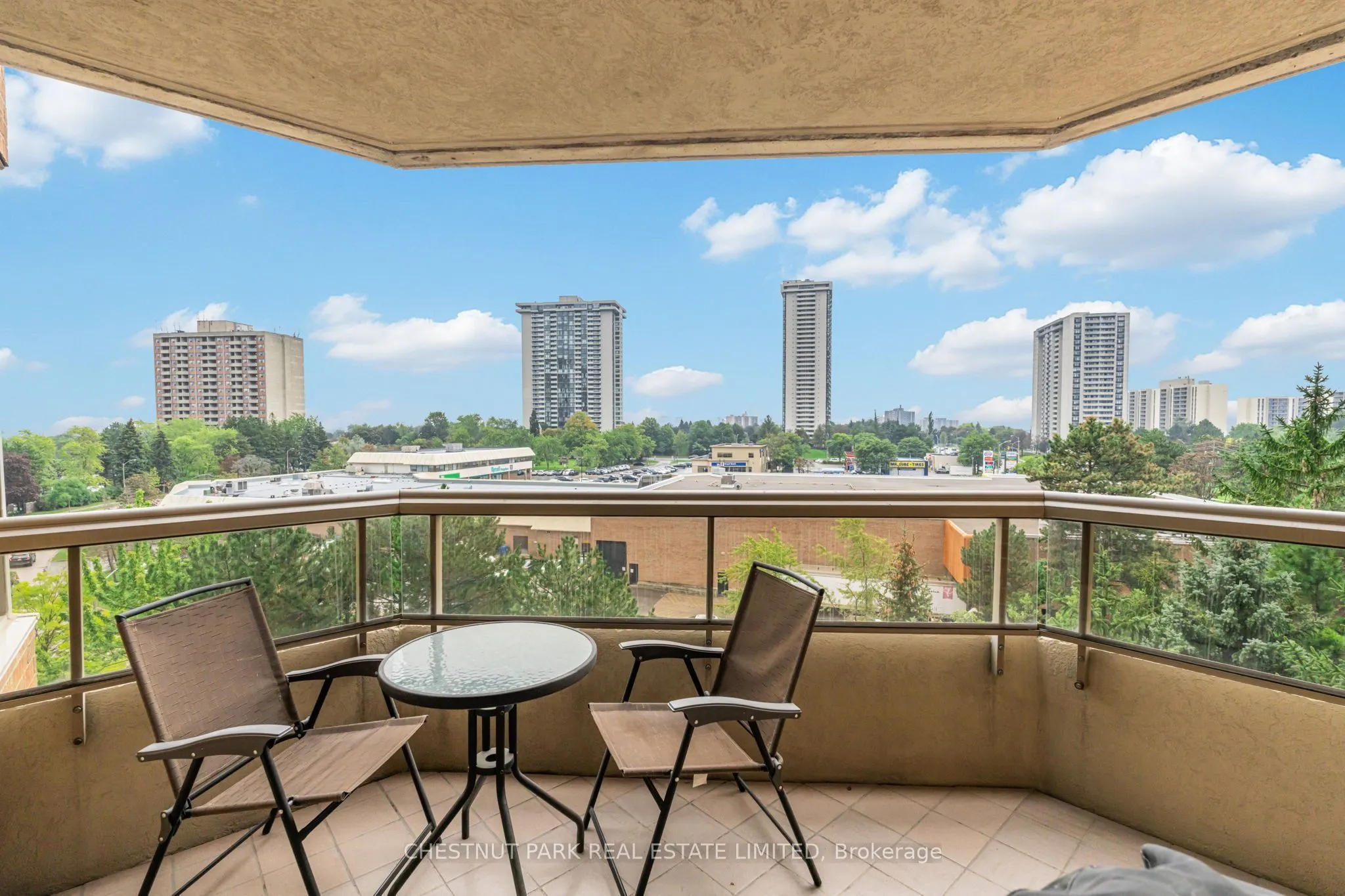 89 Skymark Drive #713