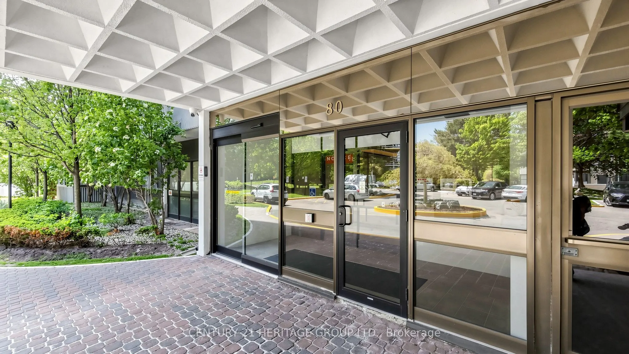 80 Antibes Drive #1503