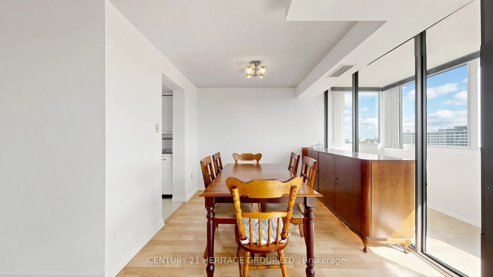 80 Antibes Drive #1503