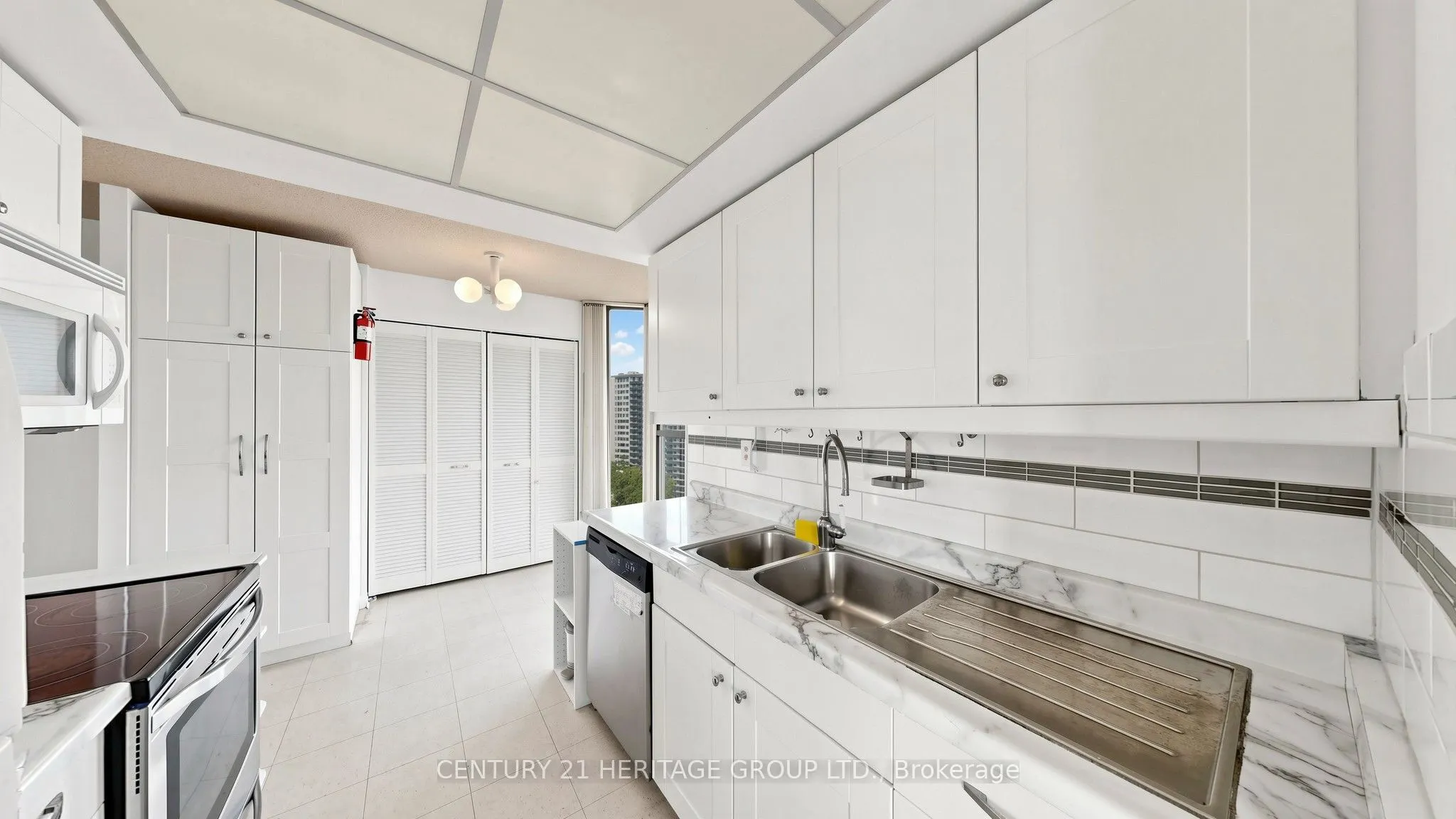 80 Antibes Drive #1503