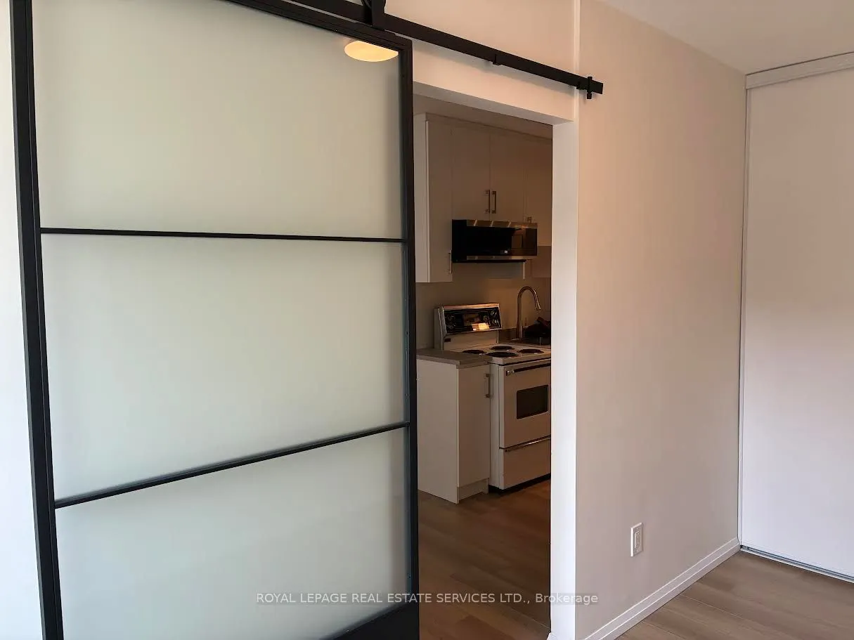2525 Yonge Street #2