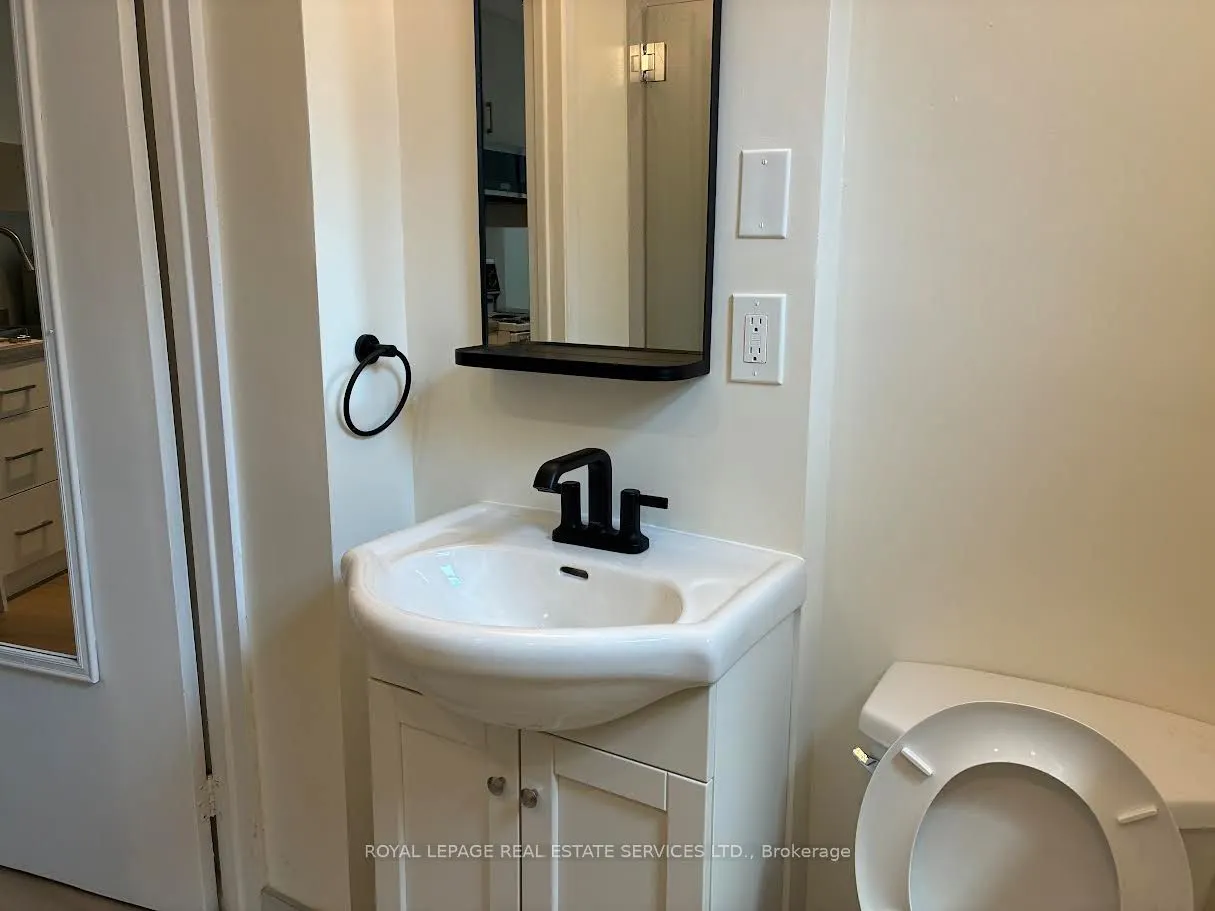 2525 Yonge Street #2