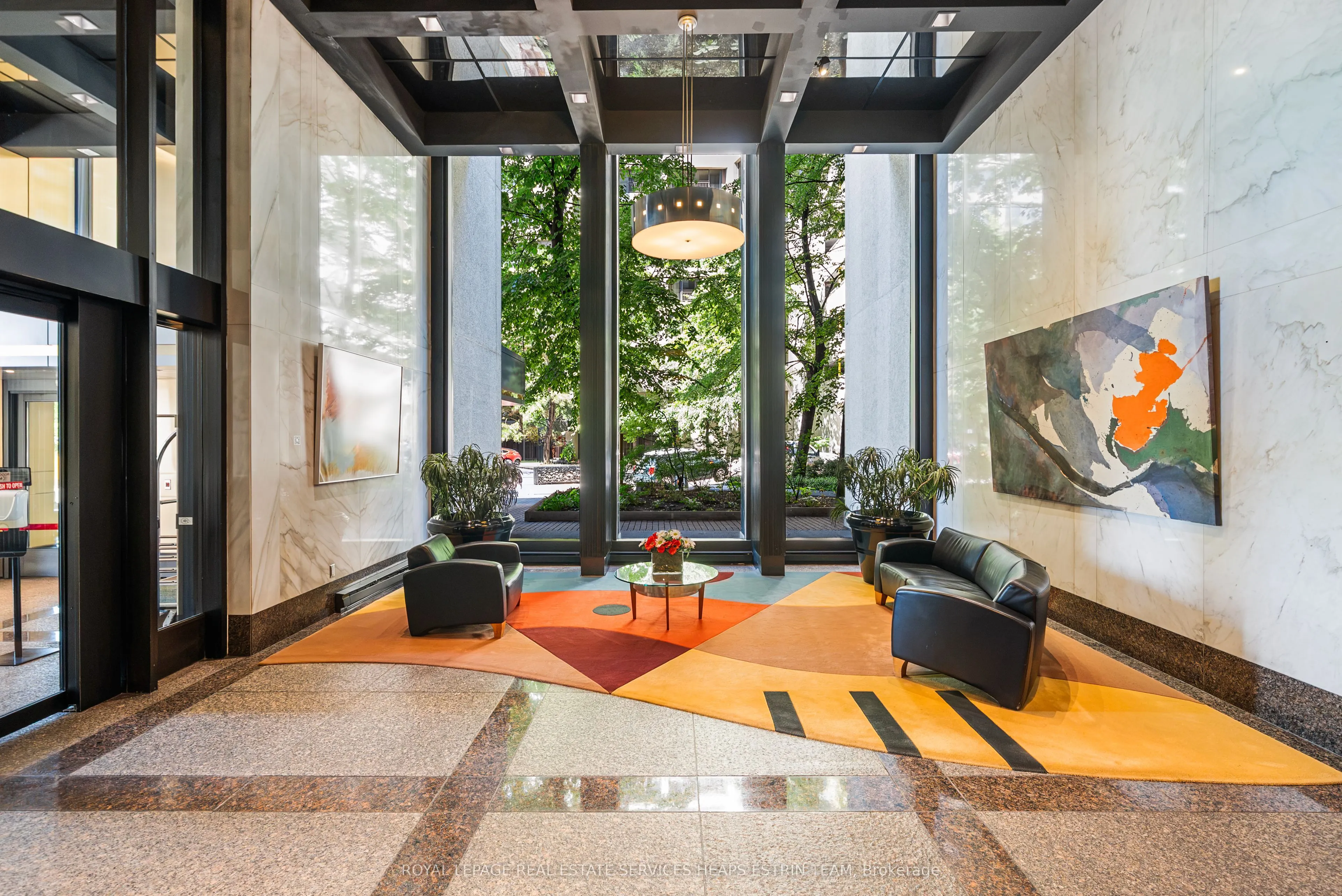 33 Harbour Square ##411