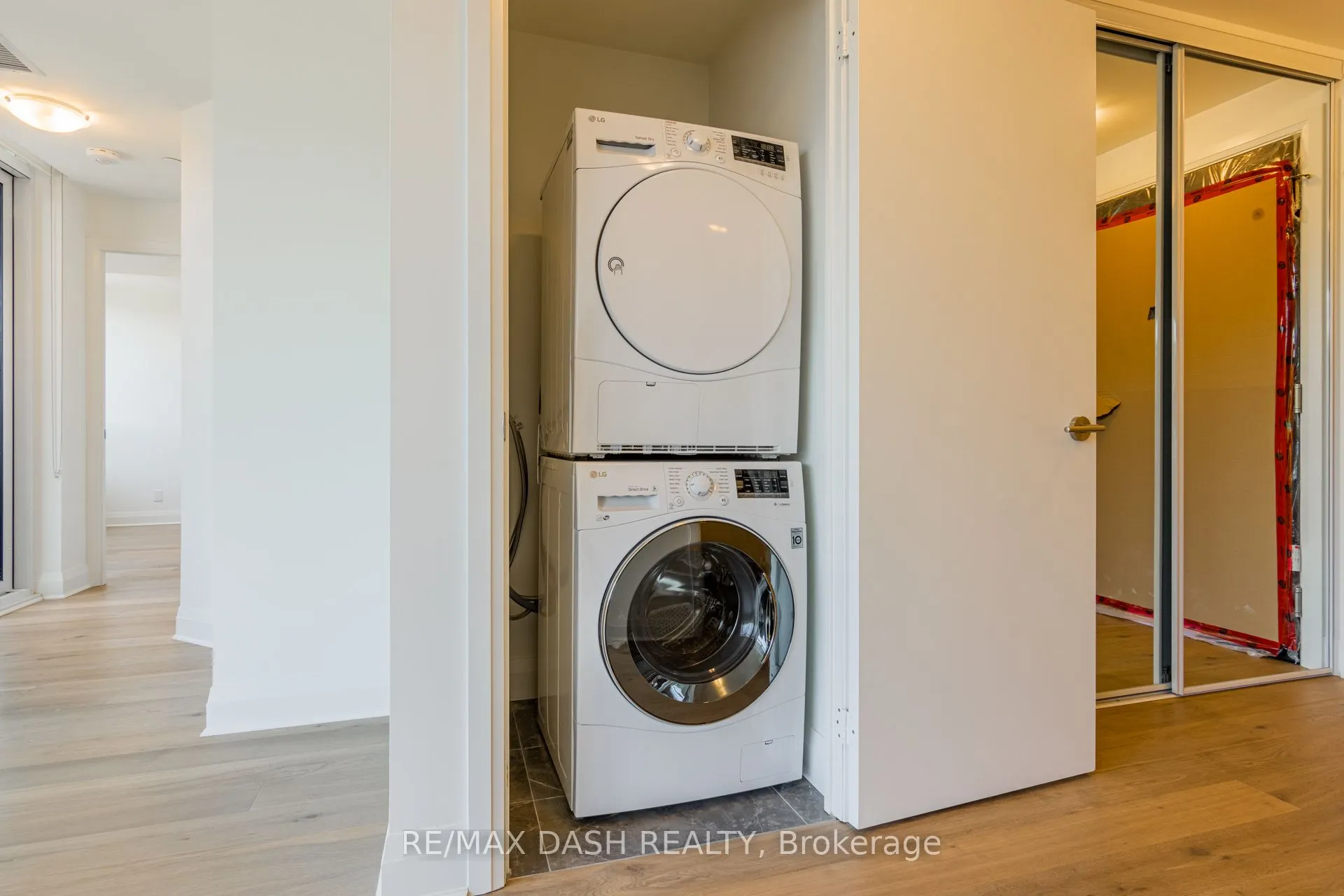 151 Avenue Road #310