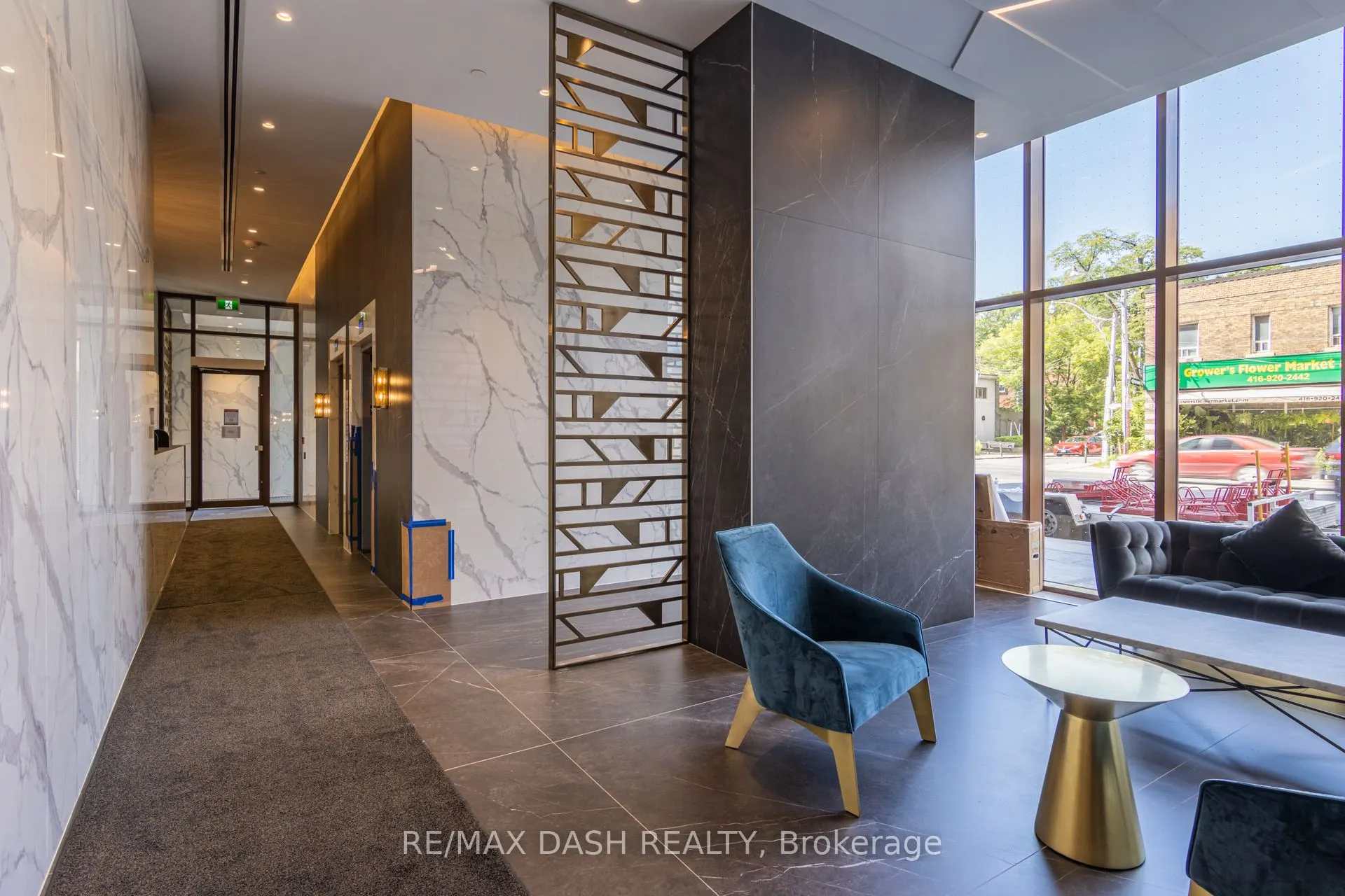 151 Avenue Road #310