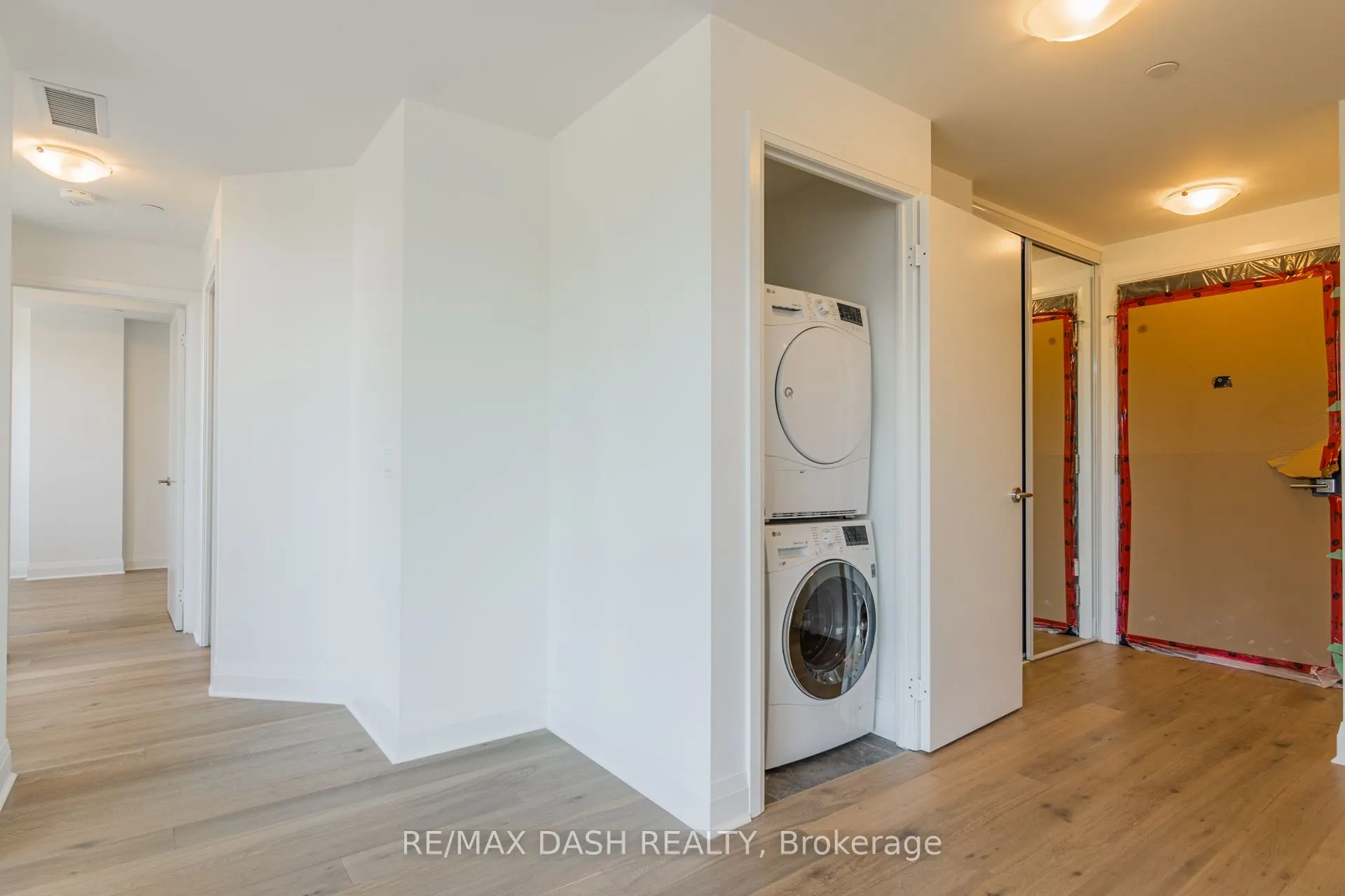 151 Avenue Road #310