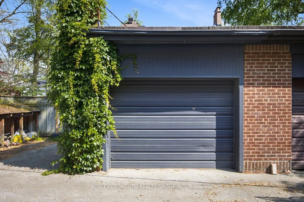 111 Welland Avenue