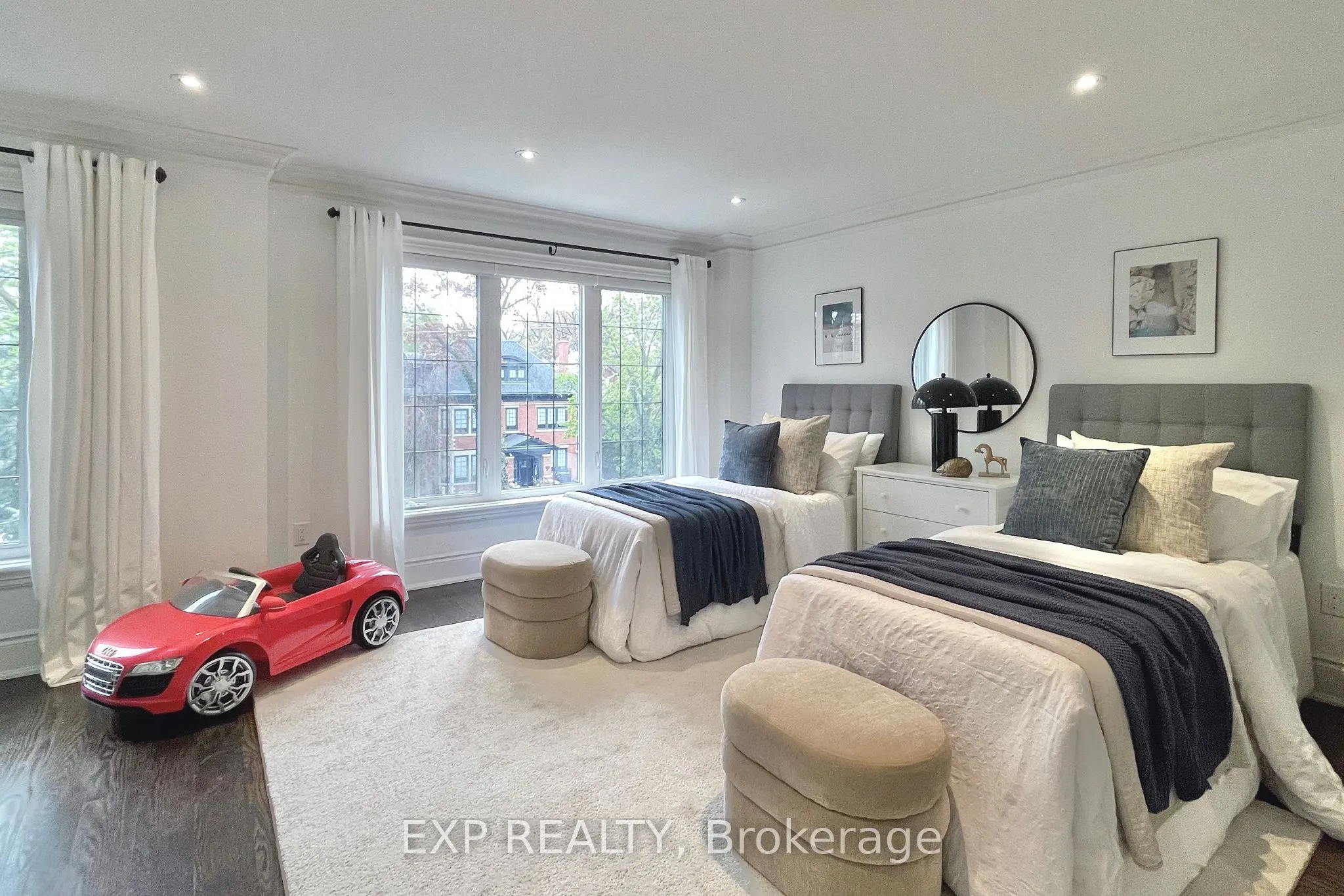 177A Lyndhurst Avenue