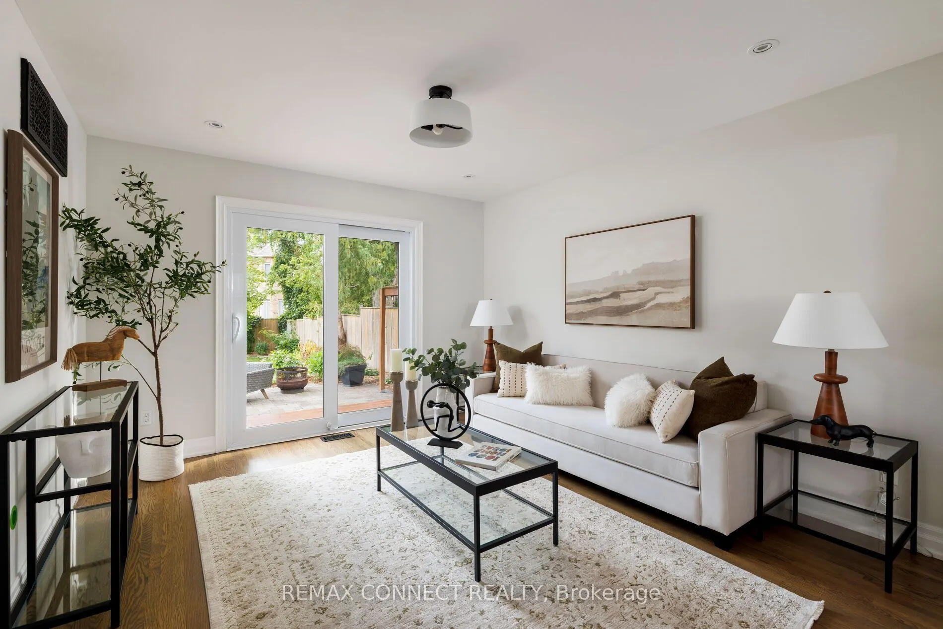 52 Angus Drive