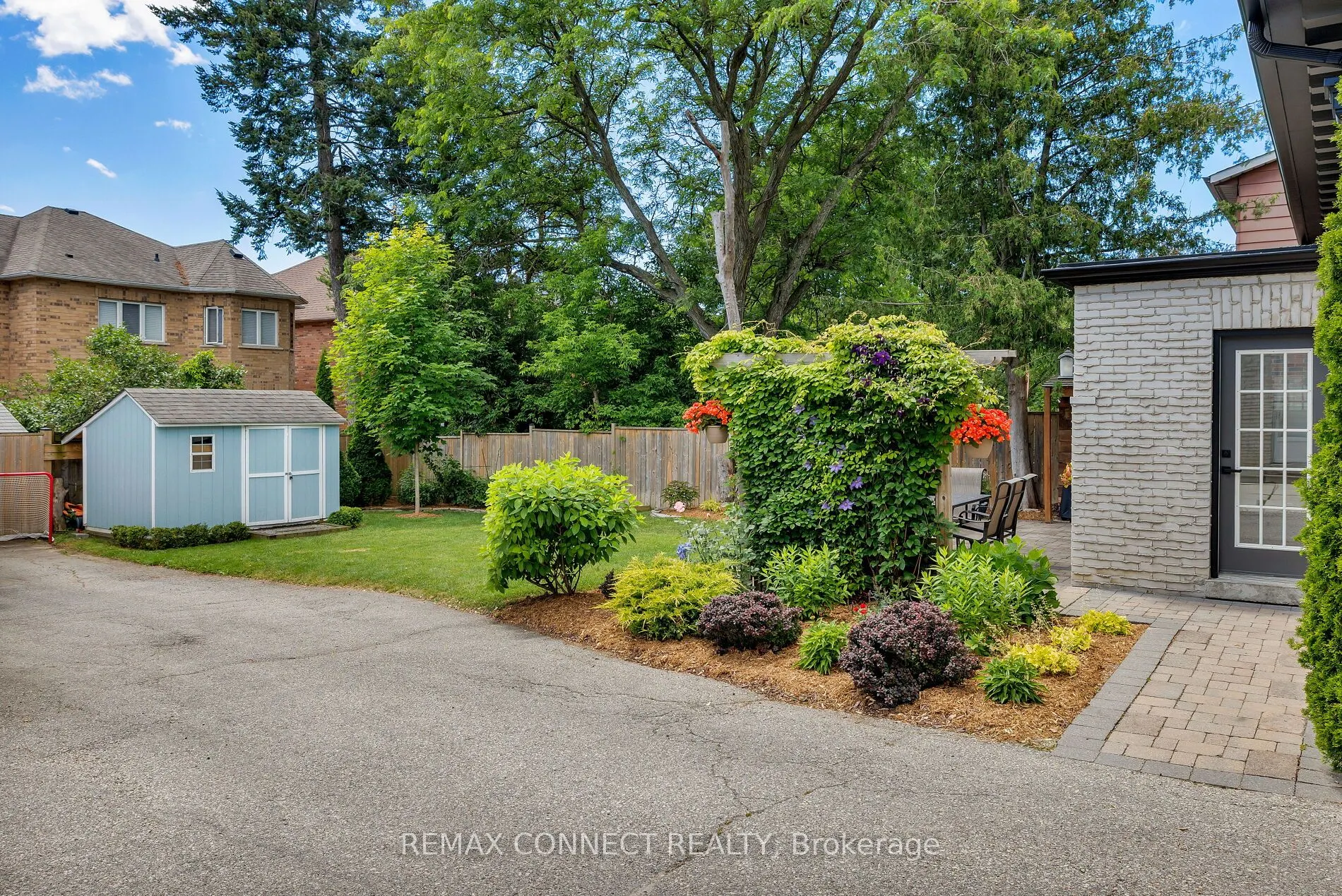 52 Angus Drive