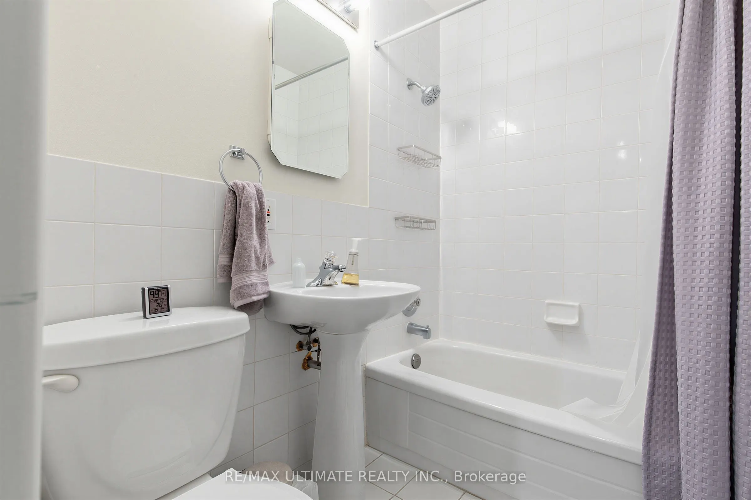 2 Ridelle Avenue #408