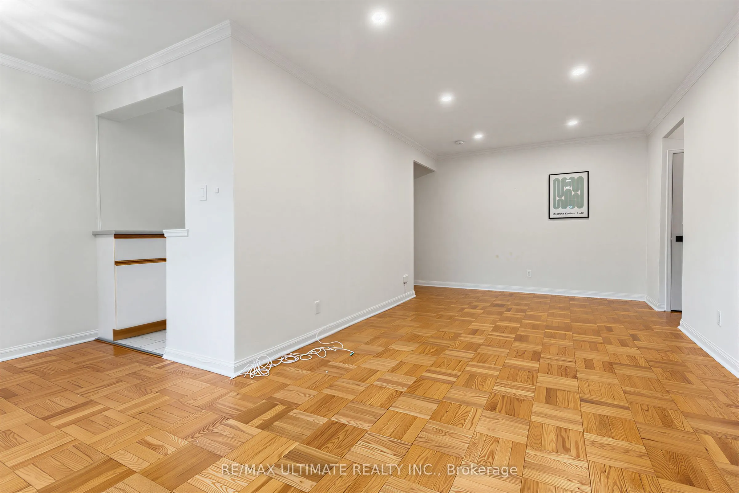 2 Ridelle Avenue #408