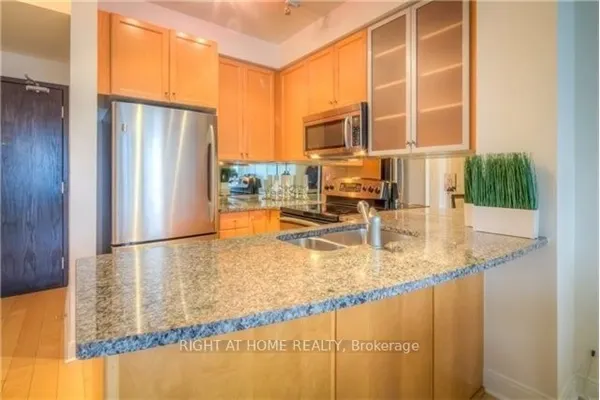 18 Yorkville Avenue #1406