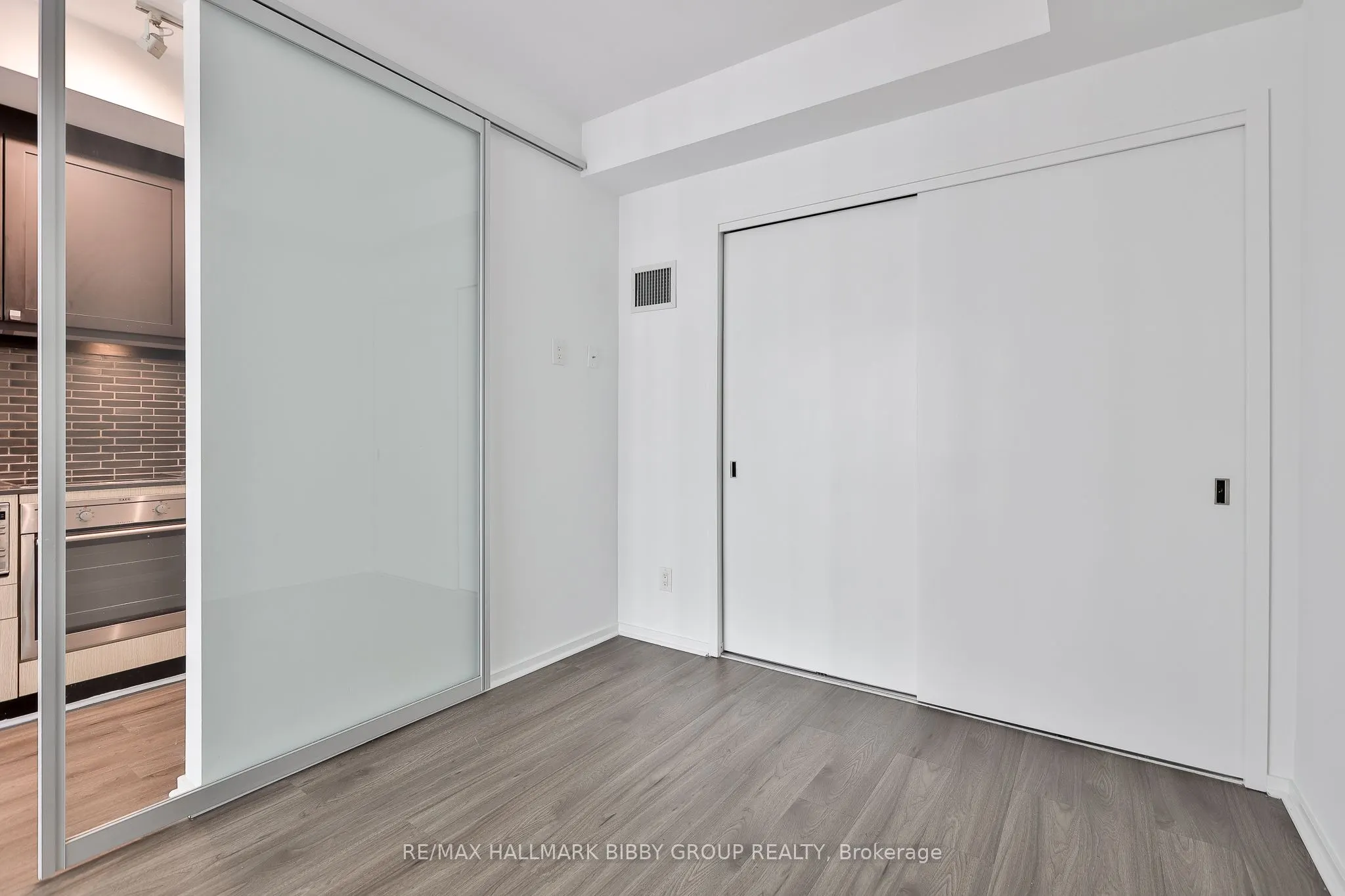 783 Bathurst Street #422