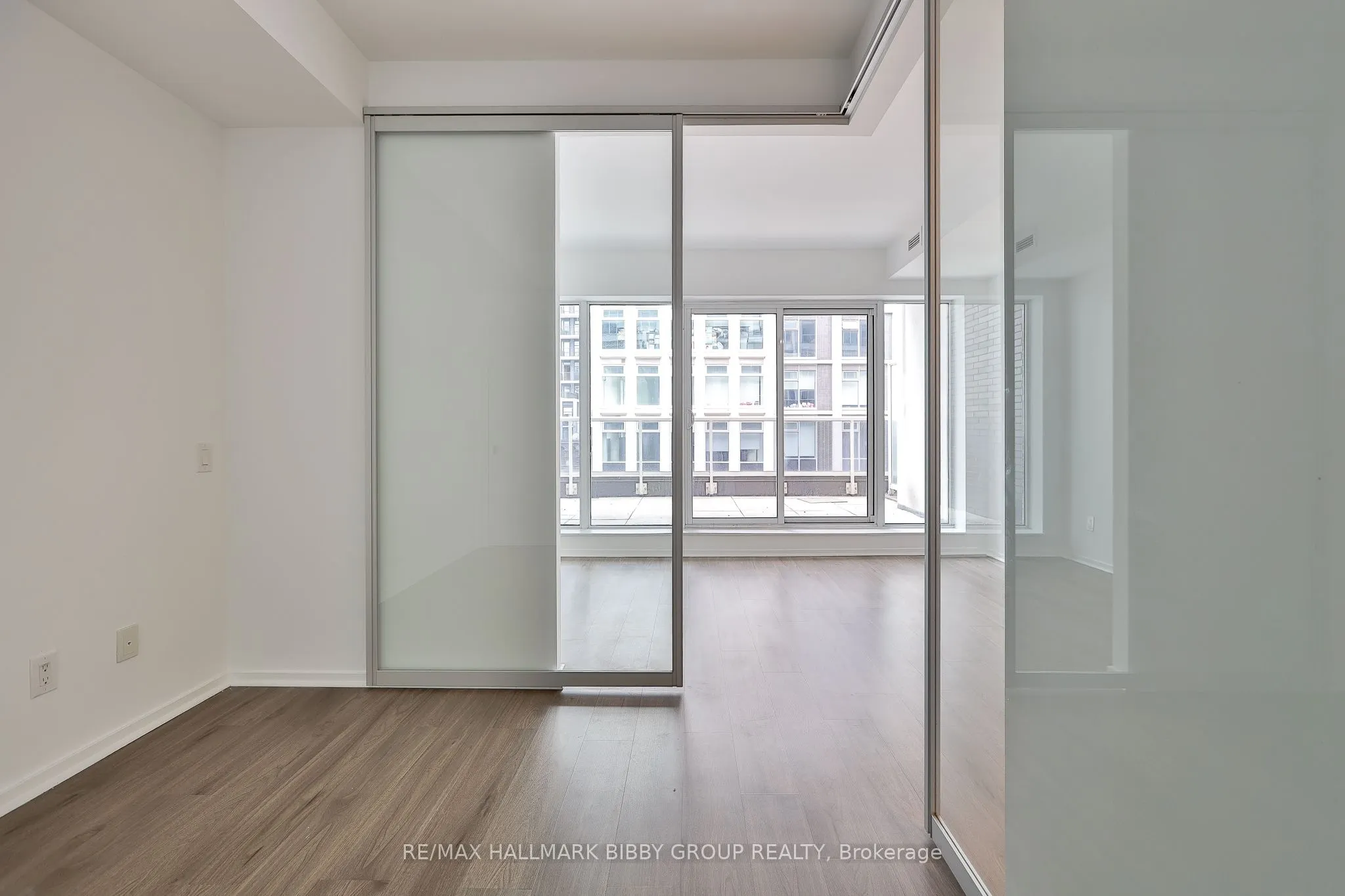 783 Bathurst Street #422