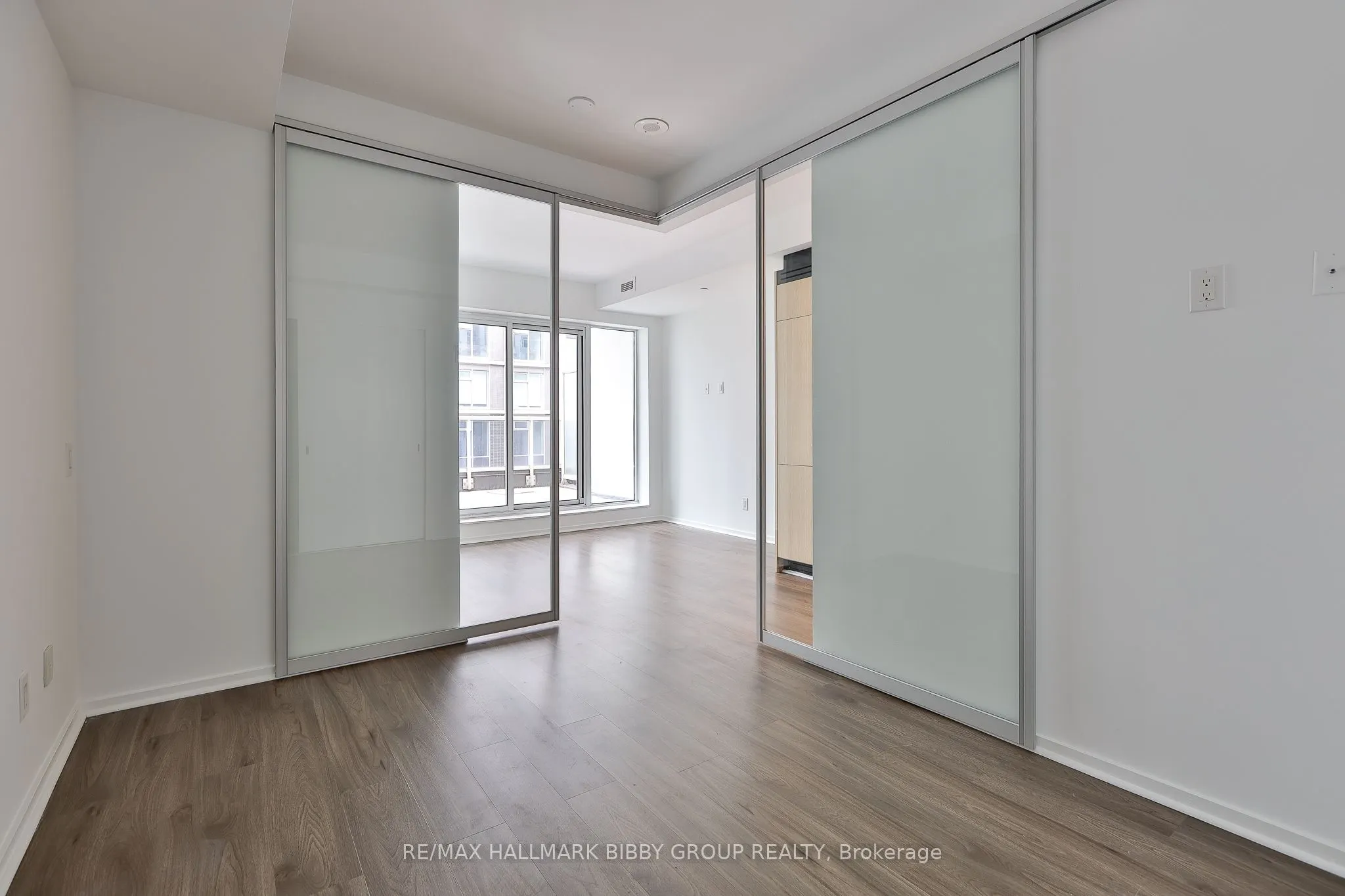 783 Bathurst Street #422