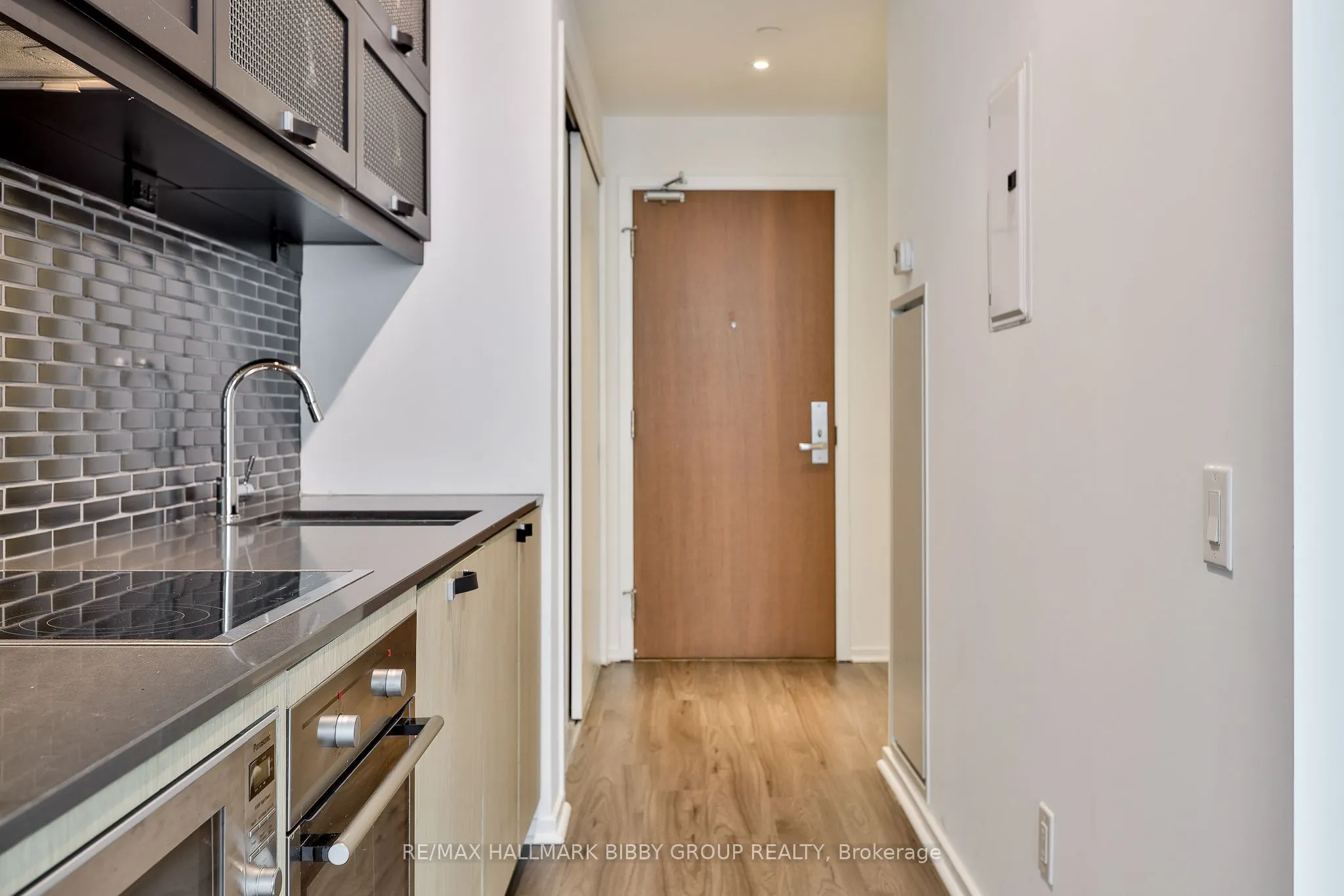 783 Bathurst Street #422